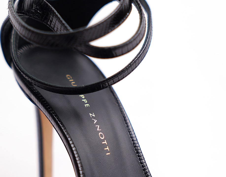 Nu-pieds Catia cuir noir Giuseppe Zanotti