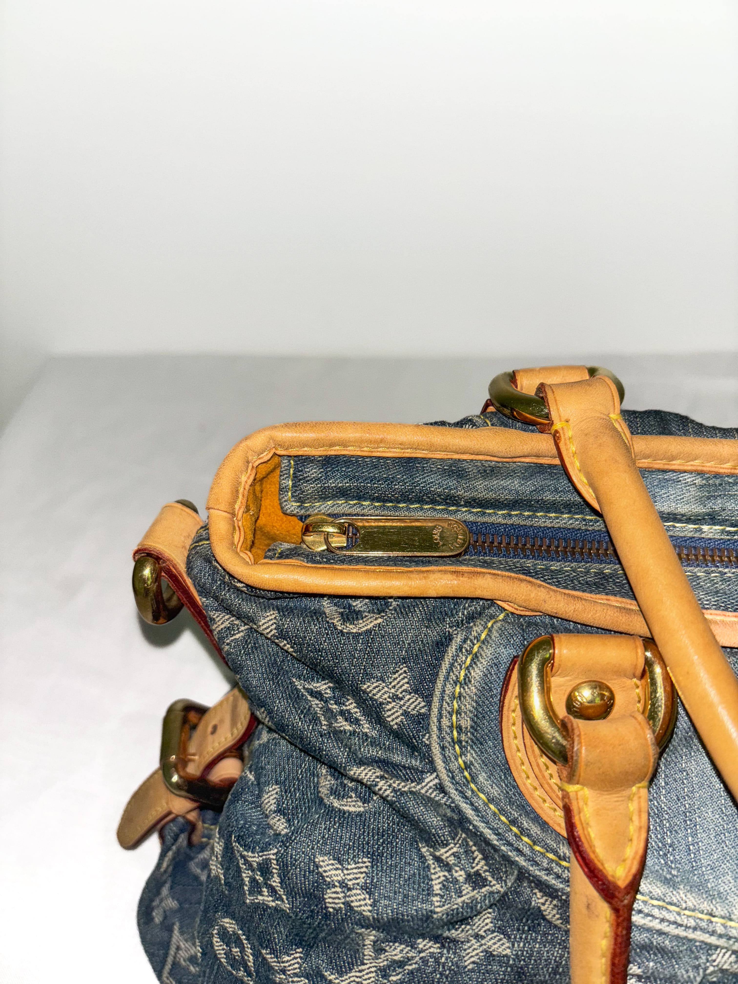 Sac à main Néo Cabby en jean Louis Vuitton