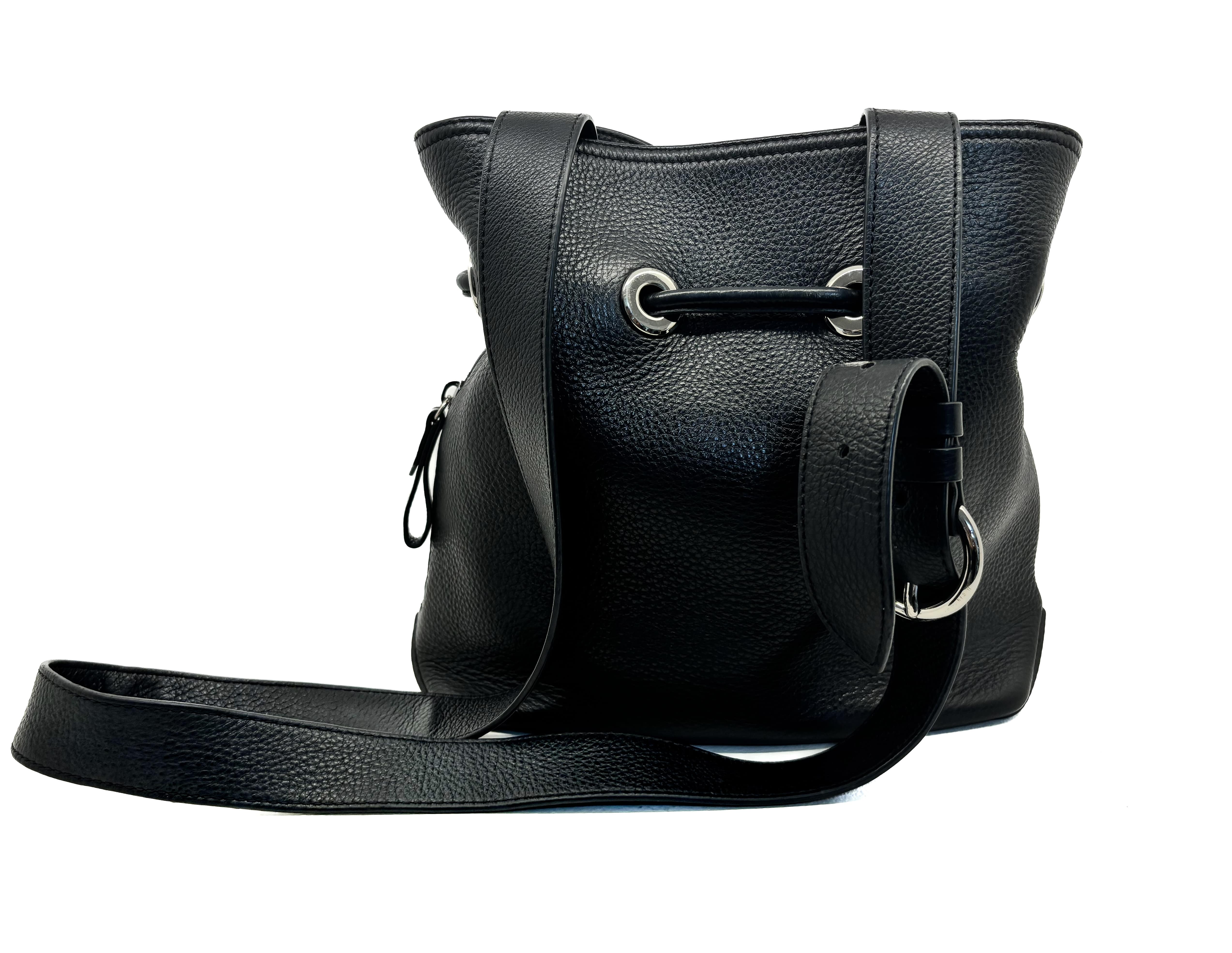 Sac bandoulière Sacha Lancel en cuir noir
