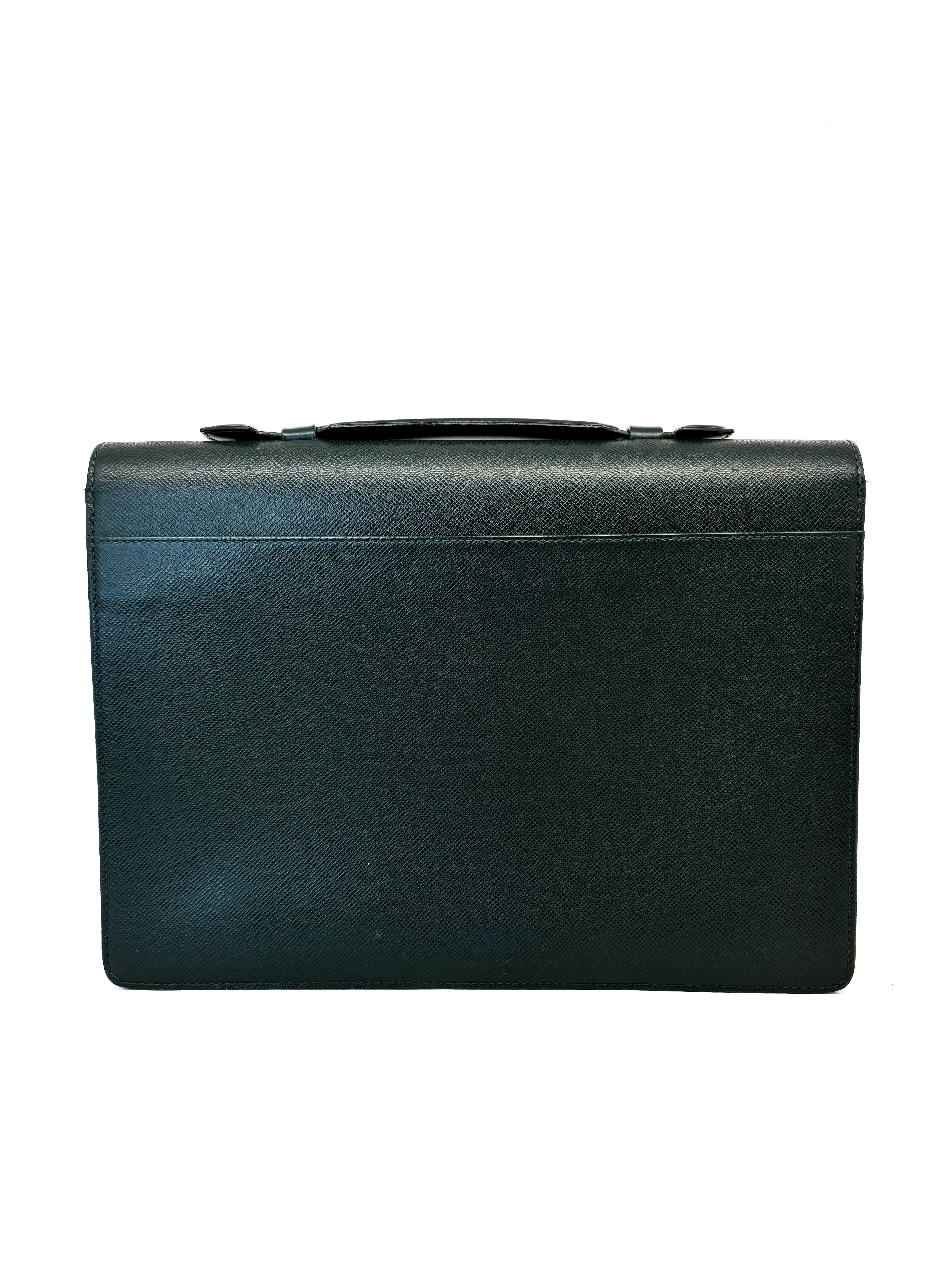 Porte-documents/ Serviette Louis Vuitton Ambassadeur en cuir taiga vert