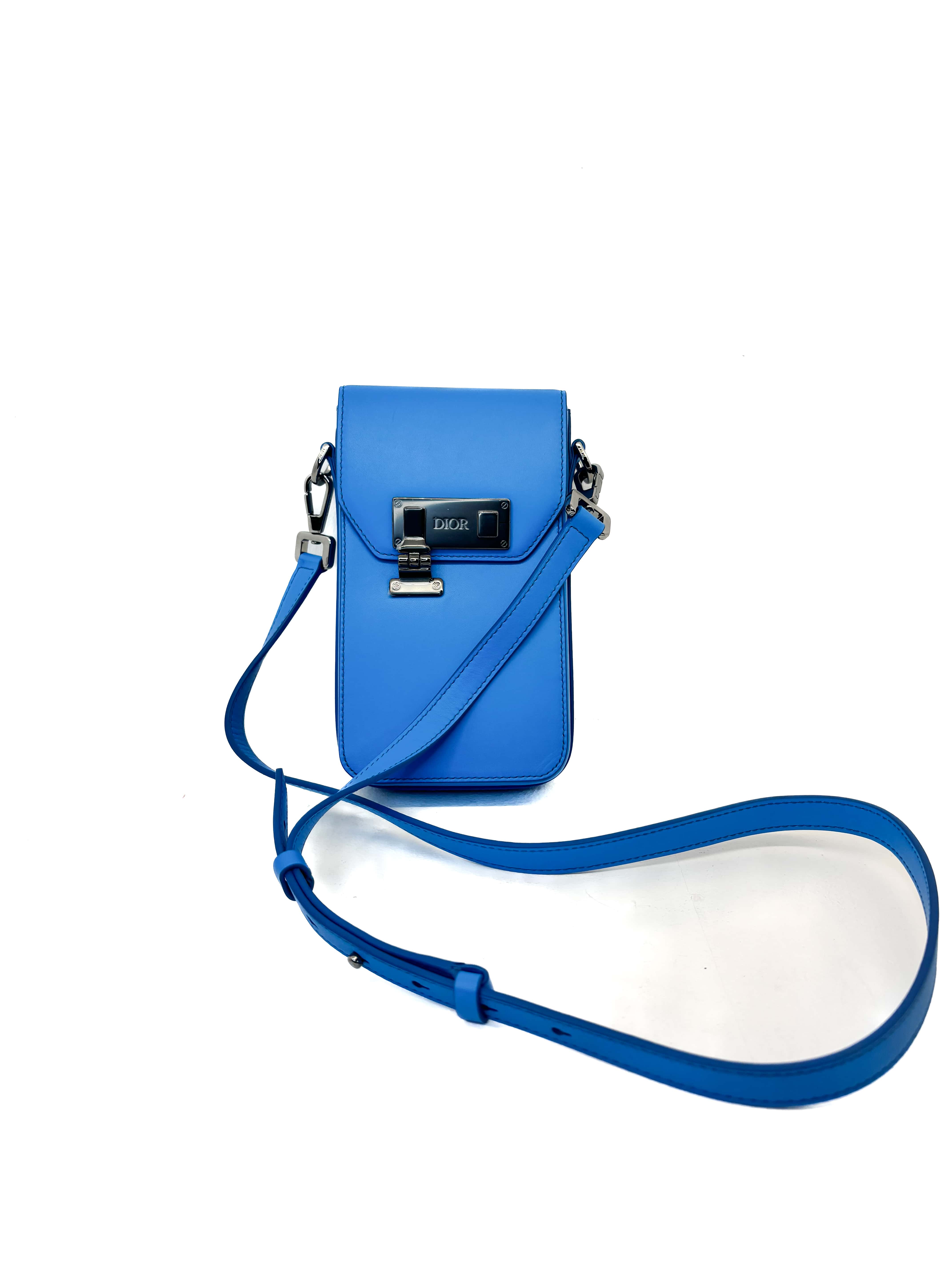 Pochette en cuir C. DIOR