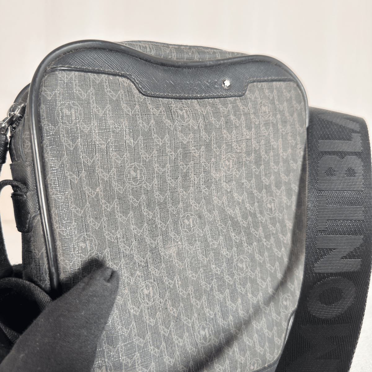 MONTBLANC - M_GRAM 4810 MESSENGER - TOILE MONOGRAMME NOIRE