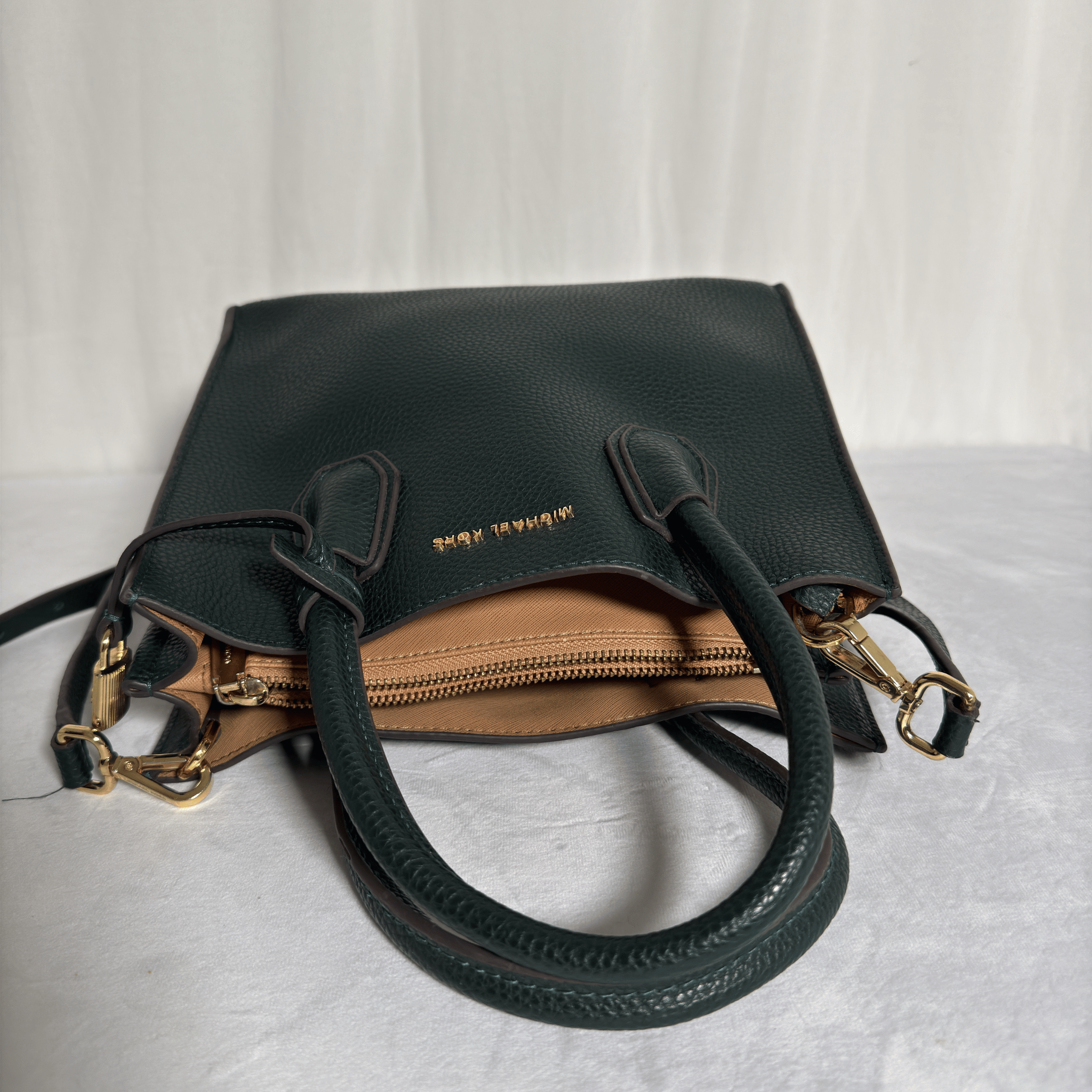 MICHAEL KORS -SAC MERCER - CUIR GRAINÉ VERT SAPIN