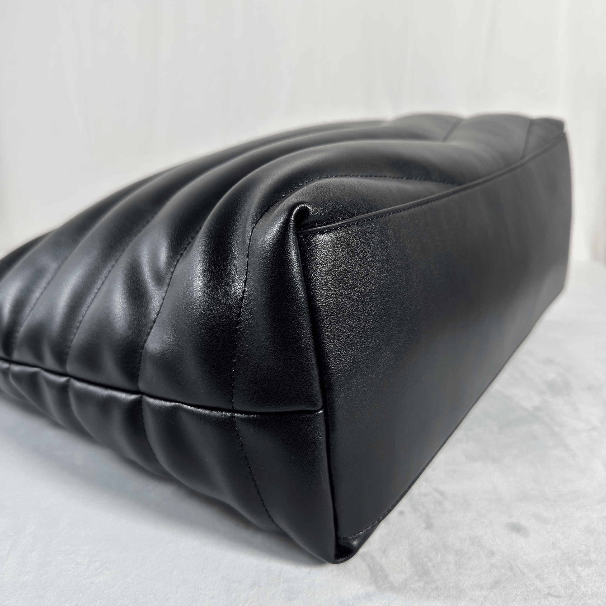 SAC CABAS KARL LAGARFELD - MATELASSE CHEVRON NOIR CUIR PU - La Belle Boutique