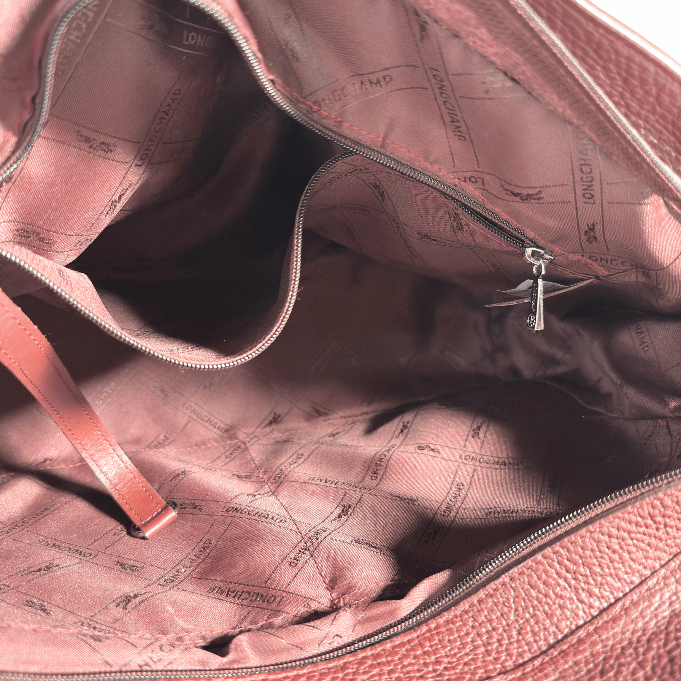 SAC A MAIN LONGCHAMP PENELOPE - CUIR TAURILLON GRAINE BORDEAUX - La Belle Boutique
