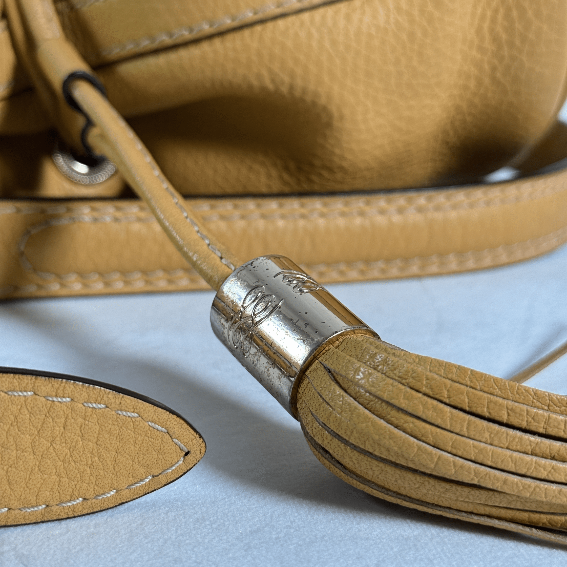 SAC SEAU LANCEL PREMIER FLIRT S - CUIR GRAINE MOUTARDE - La Belle Boutique