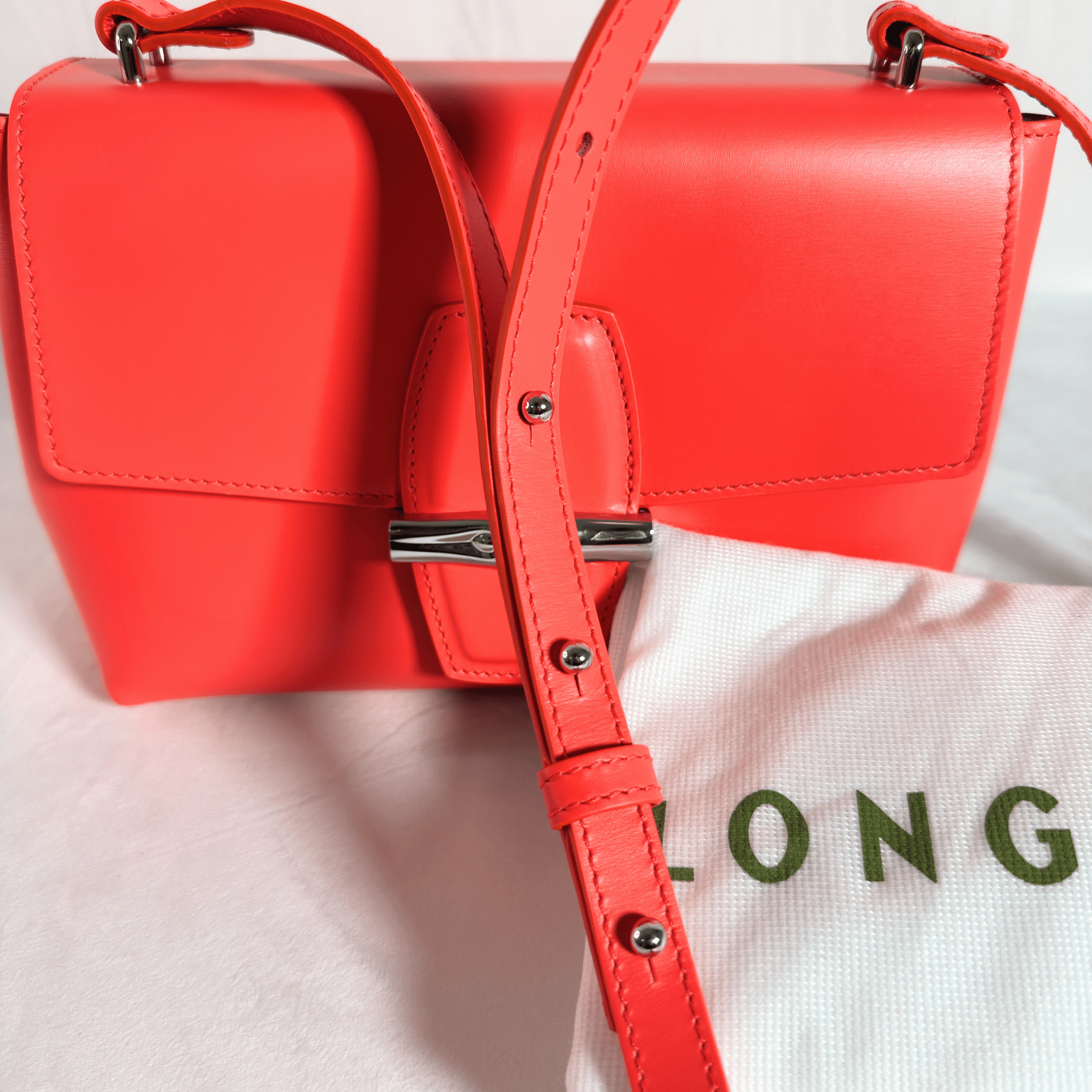 SAC LONGCHAMP LE ROSEAU BOX - CUIR LISSE COQUELICOT - La Belle Boutique