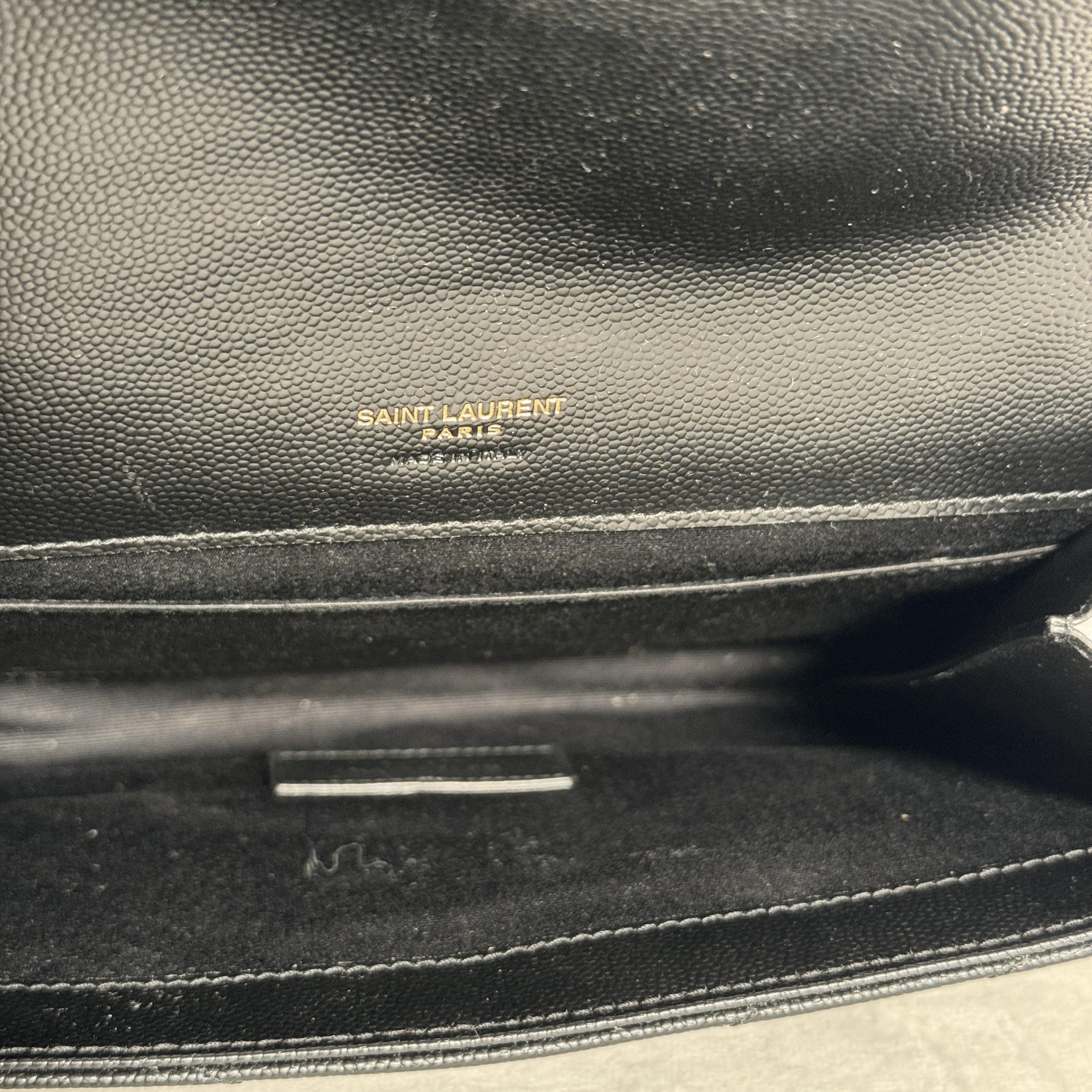 SAINT LAURENT - POCHETTE CASSANDRE MATELASSÉ - CUIR GRAIN DE POUDRE NOIR