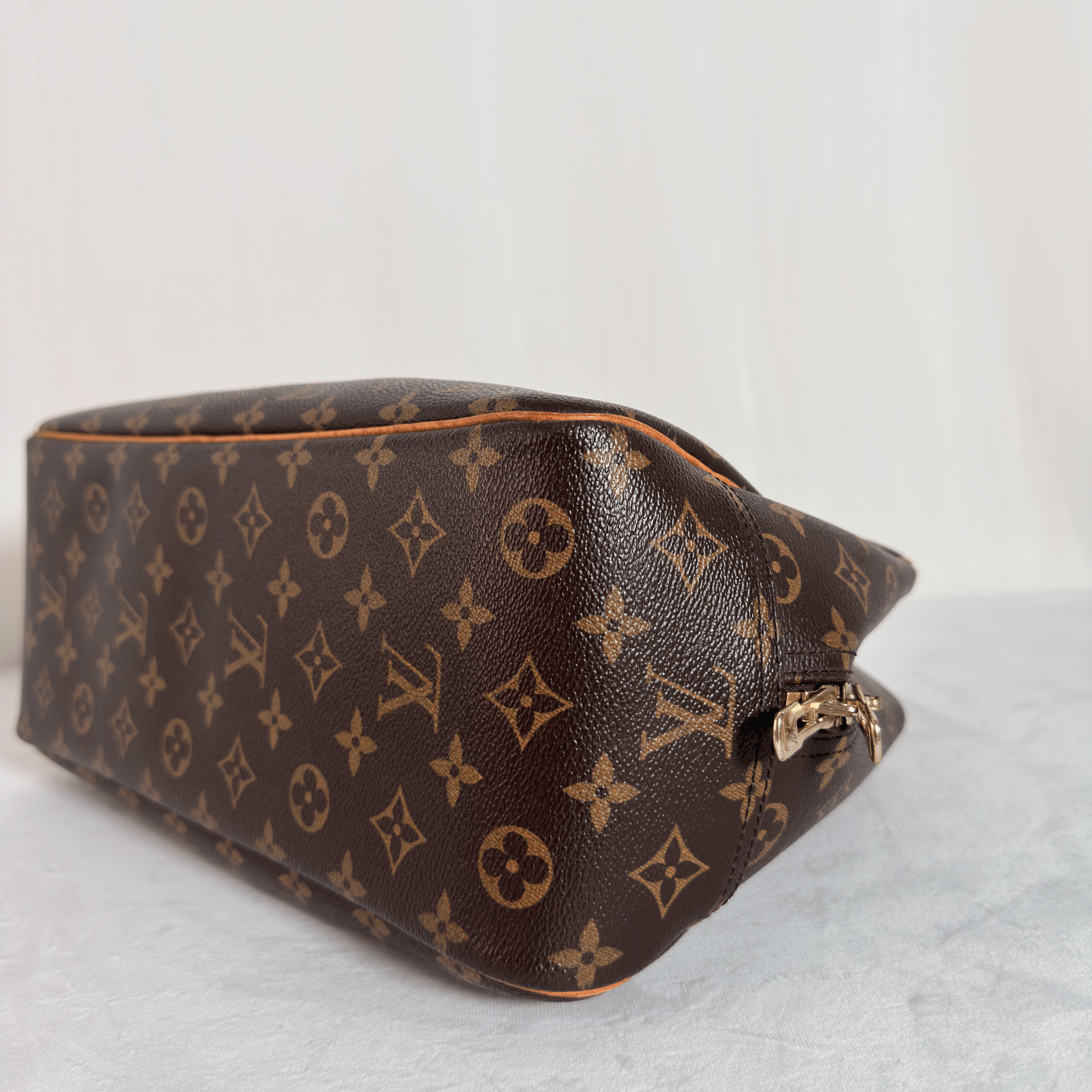 LOUIS VUITTON -  DEAUVILLE - MONOGRAM