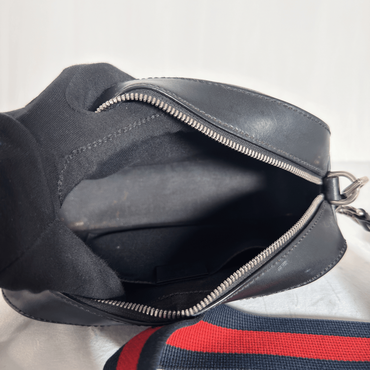 GUCCI - GG SUPREME CAMERA BAG - TOILE GG NOIR - BANDOULIÈRE WEB