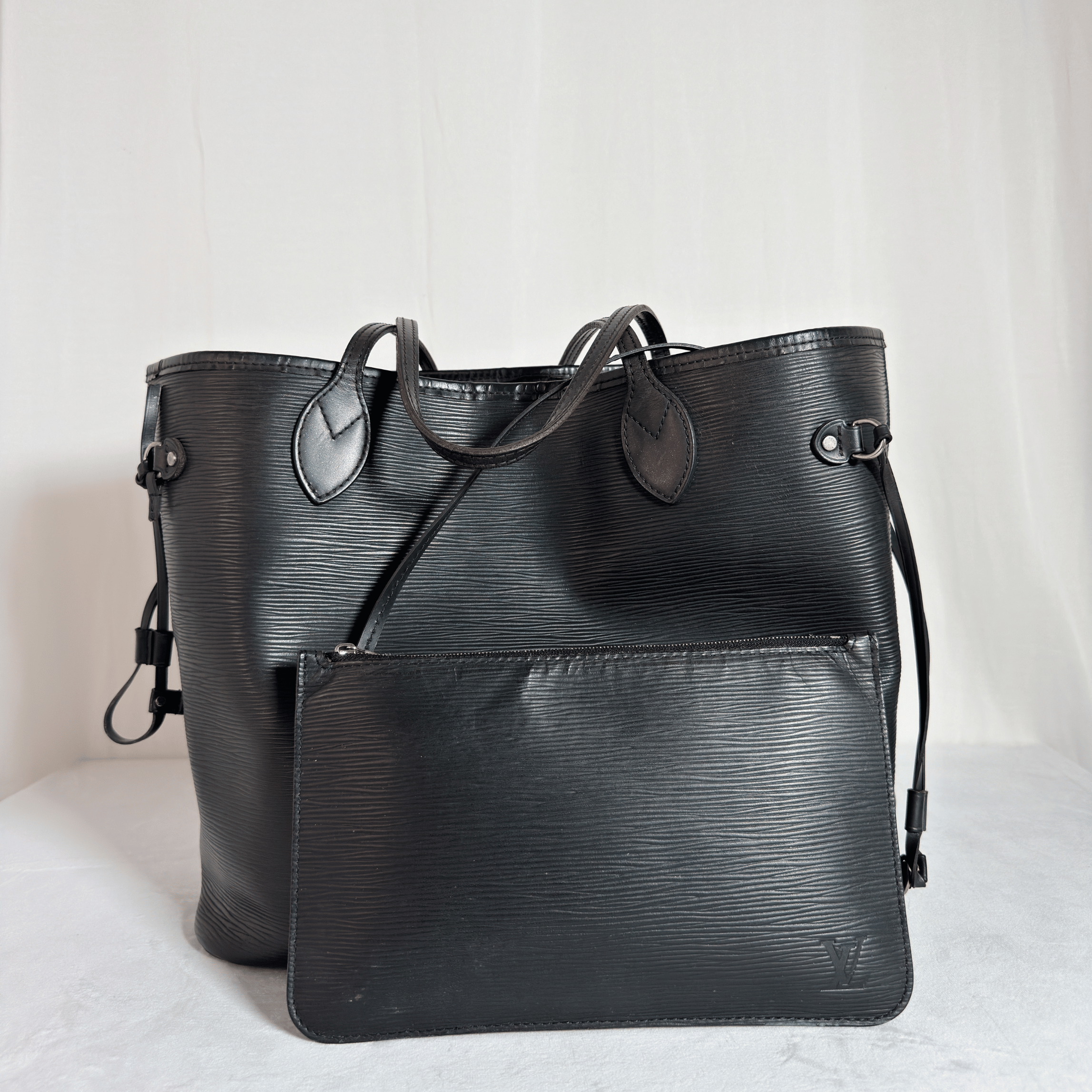 LOUIS VUITTON - NEVERFULL MM - CUIR EPI NOIR