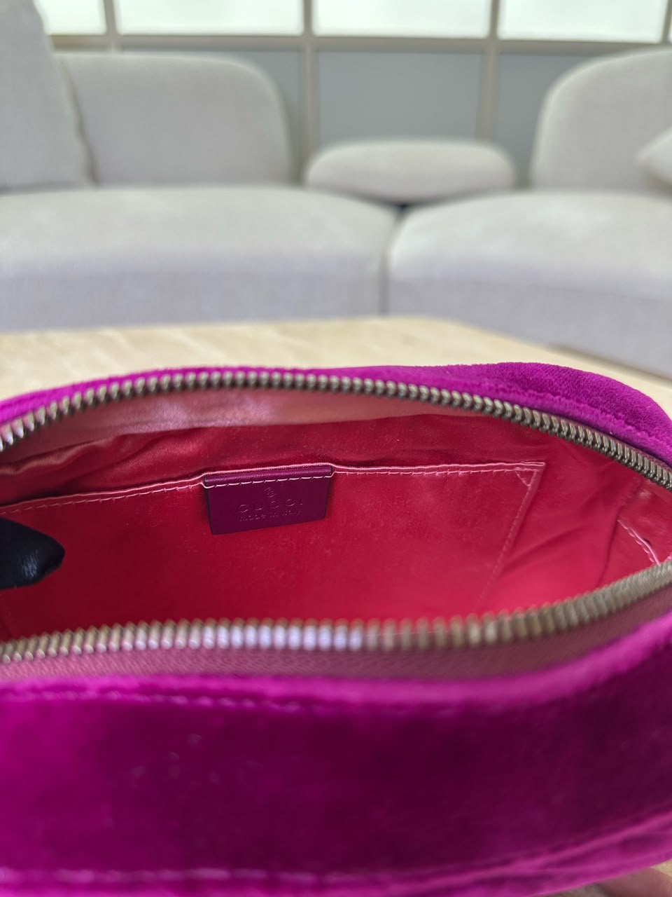GUCCI - GG MARMONT VELOURS FUCHSIA/MAGENTA