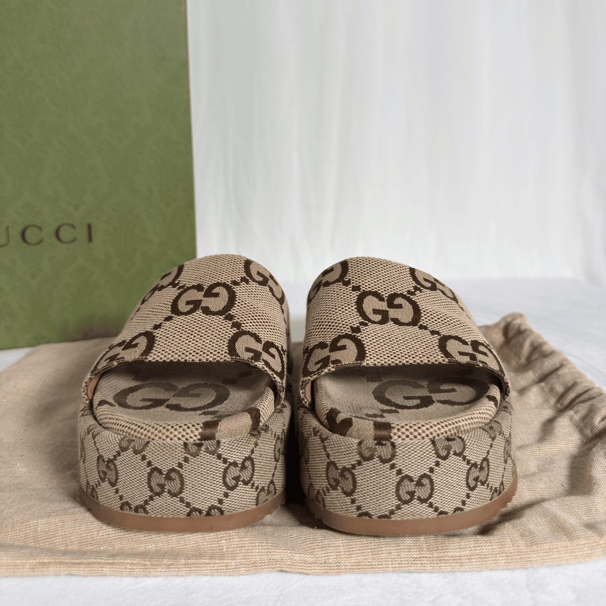 SANDALES À PLATEFORME GUCCI JUMBO GG - TOILE BEIGE/MARRON - TAILLE 39,5
