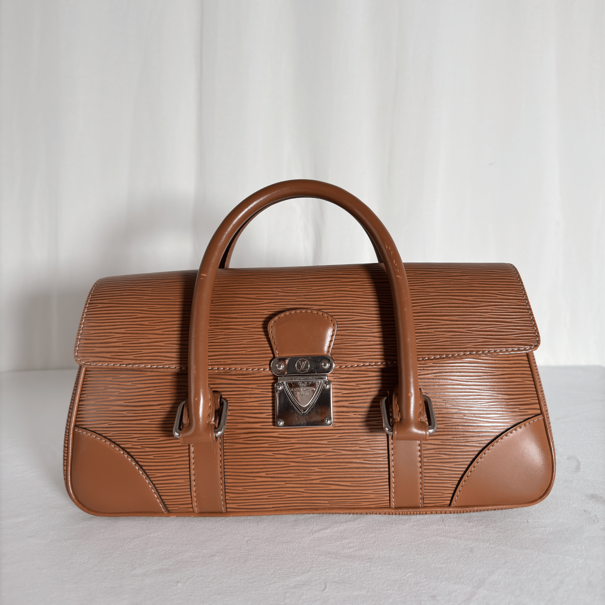 SAC À MAIN LOUIS VUITTON SÉGUR PM - CUIR ÉPI CANNELLE