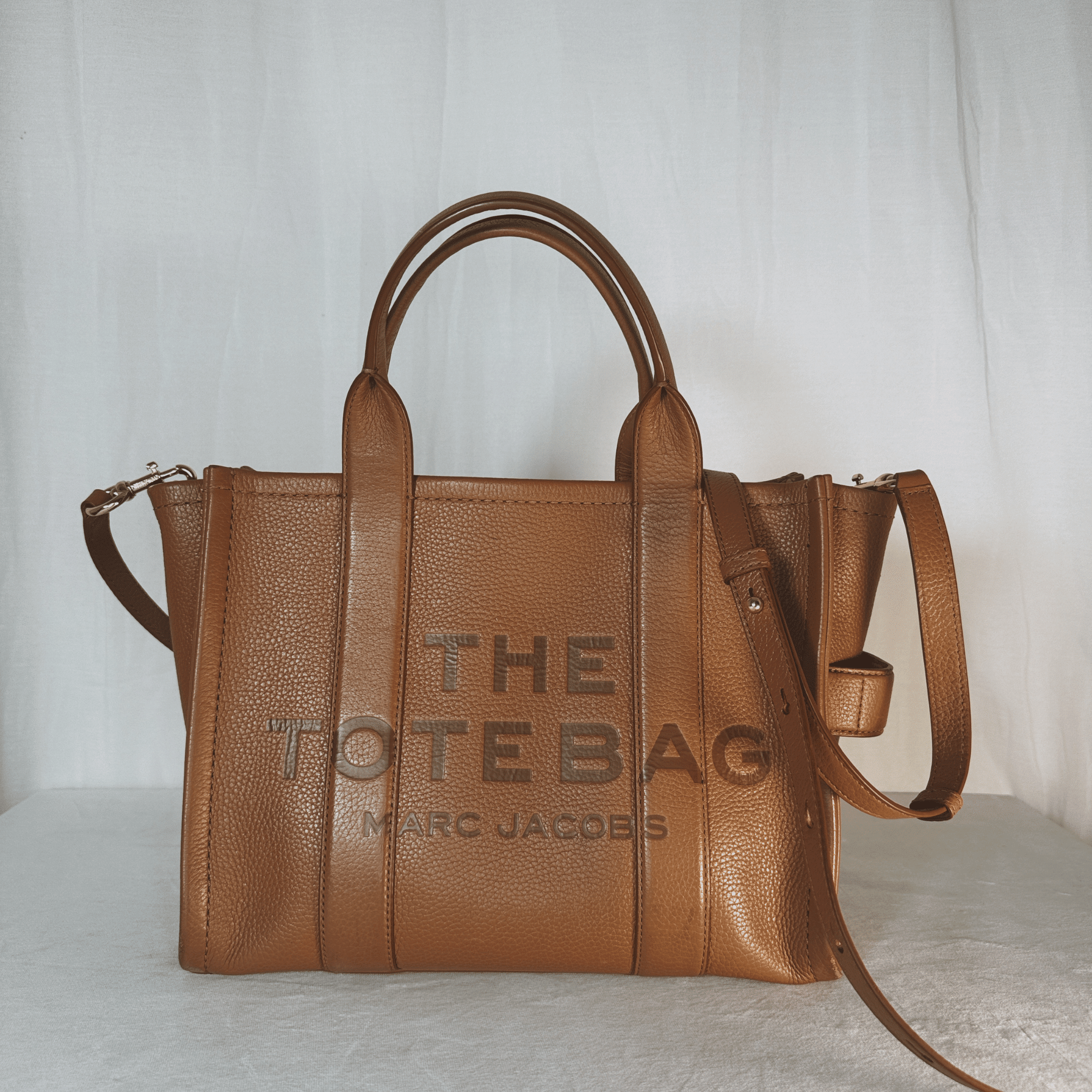 SAC MARC JACOBS MEDIUM LEATHER TOTE BAG EN CUIR CAMEL - La Belle Boutique
