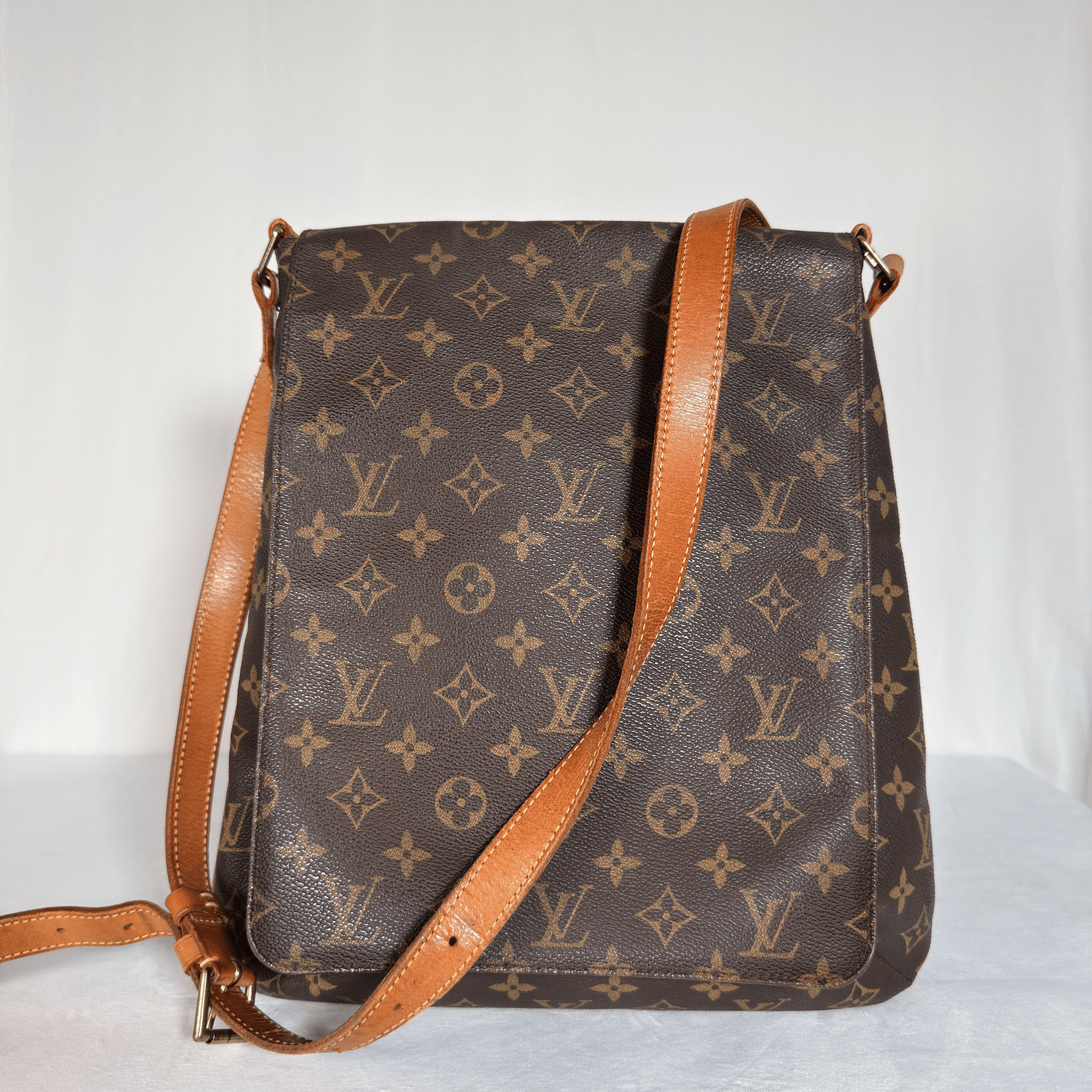 LOUIS VUITTON - SAC MUSETTE SALSA GM TOILE MONOGRAM