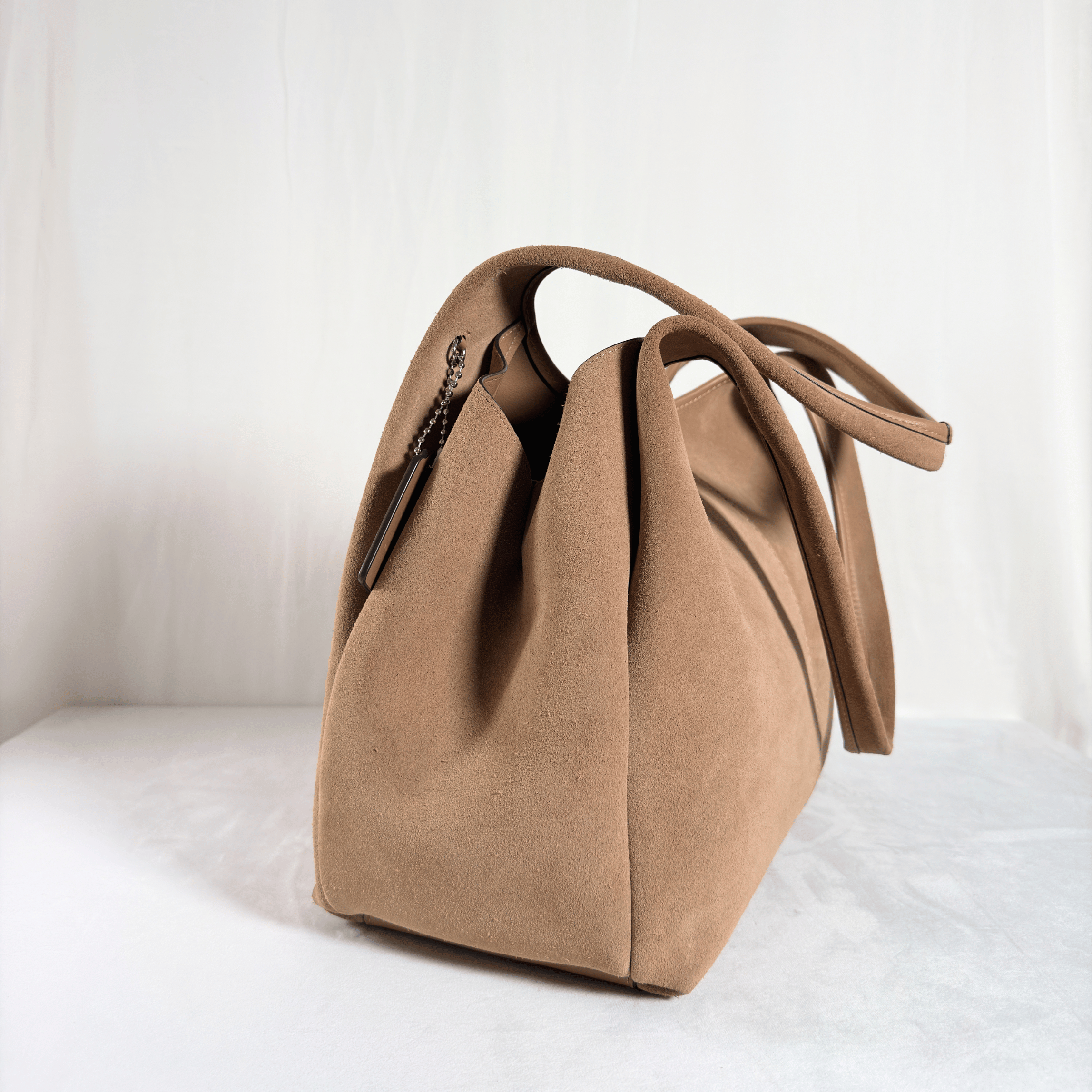 SAC EPAULE COACH LANA - DAIM SABLE