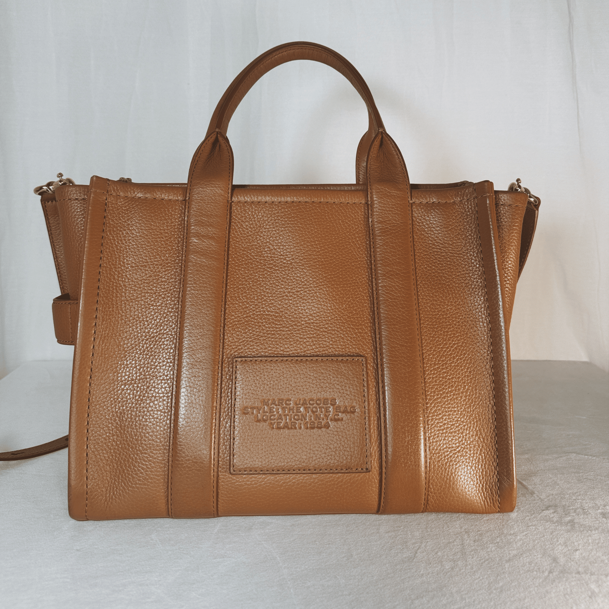 SAC MARC JACOBS MEDIUM LEATHER TOTE BAG EN CUIR CAMEL - La Belle Boutique