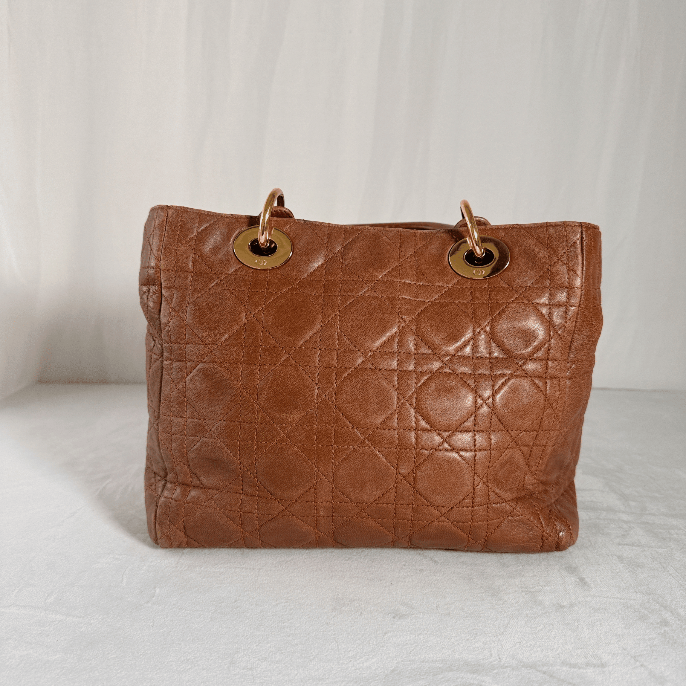 SAC CHRISTIAN DIOR LADY DIOR - CUIR AGNEAU CANNAGE CAMEL - La Belle Boutique