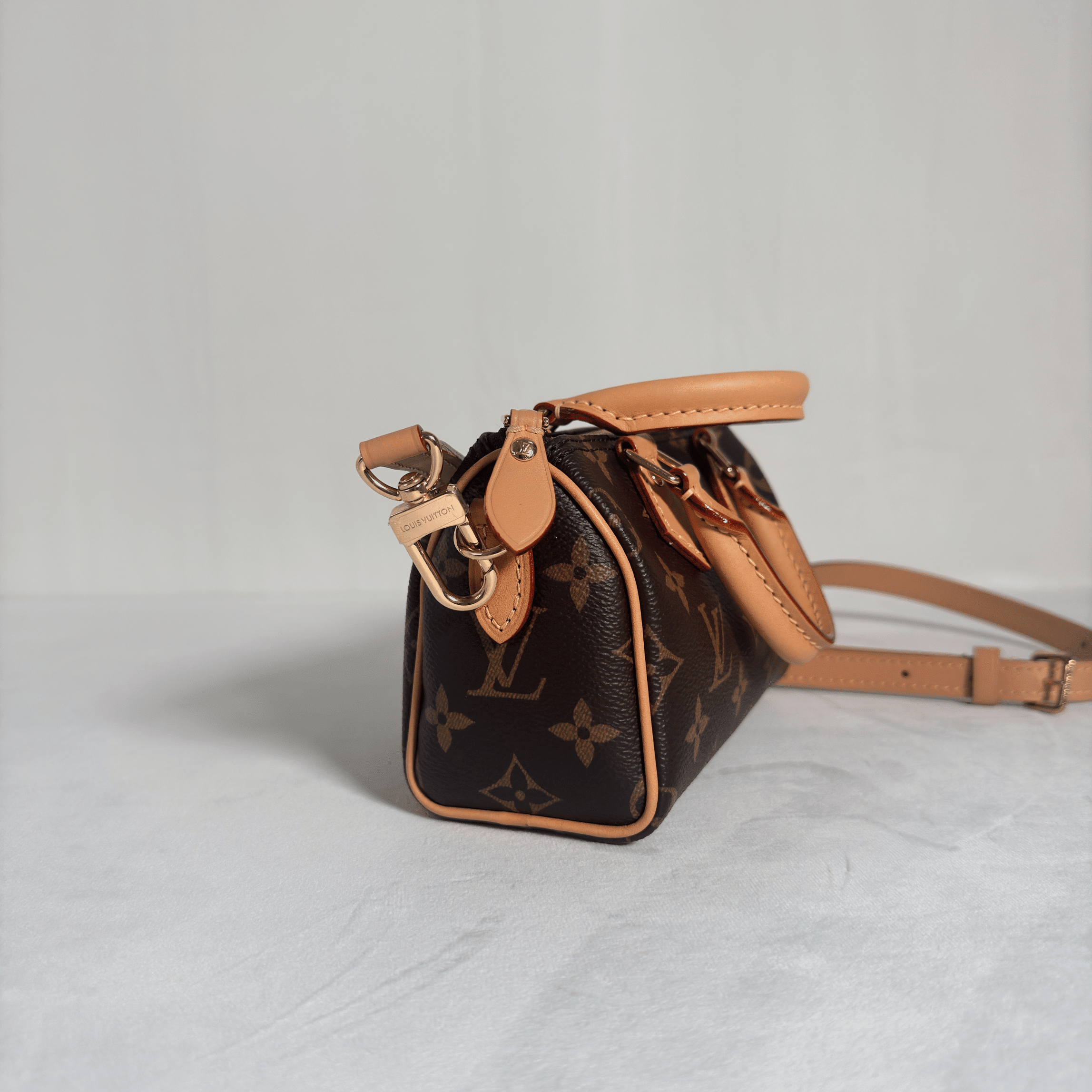 SAC LOUIS VUITTON NANO SPEEDY - TOILE MONOGRAM - La Belle Boutique