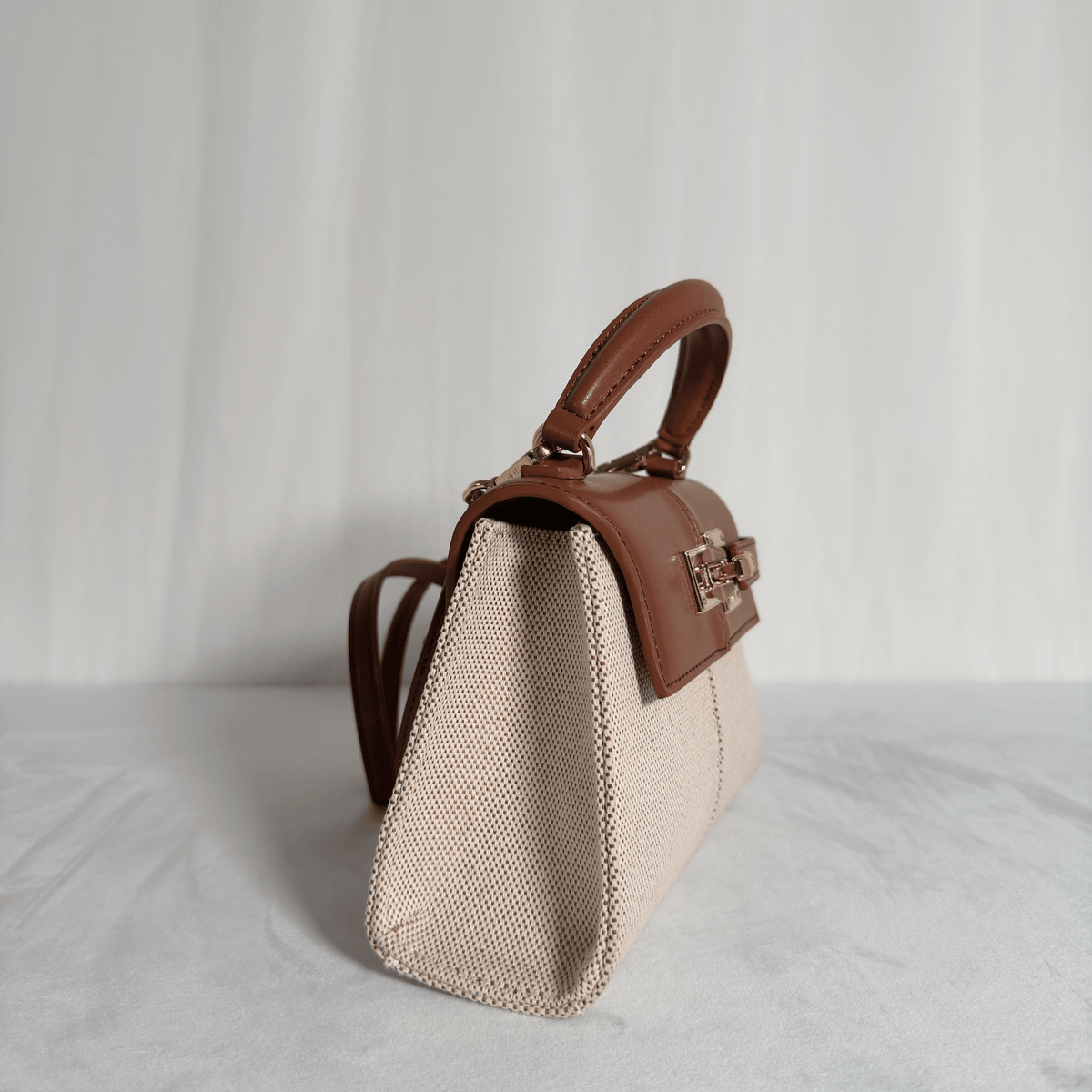 JW PEI - ELIS MINI - TOILE CANVAS ET CUIR VEGAN COGNAC