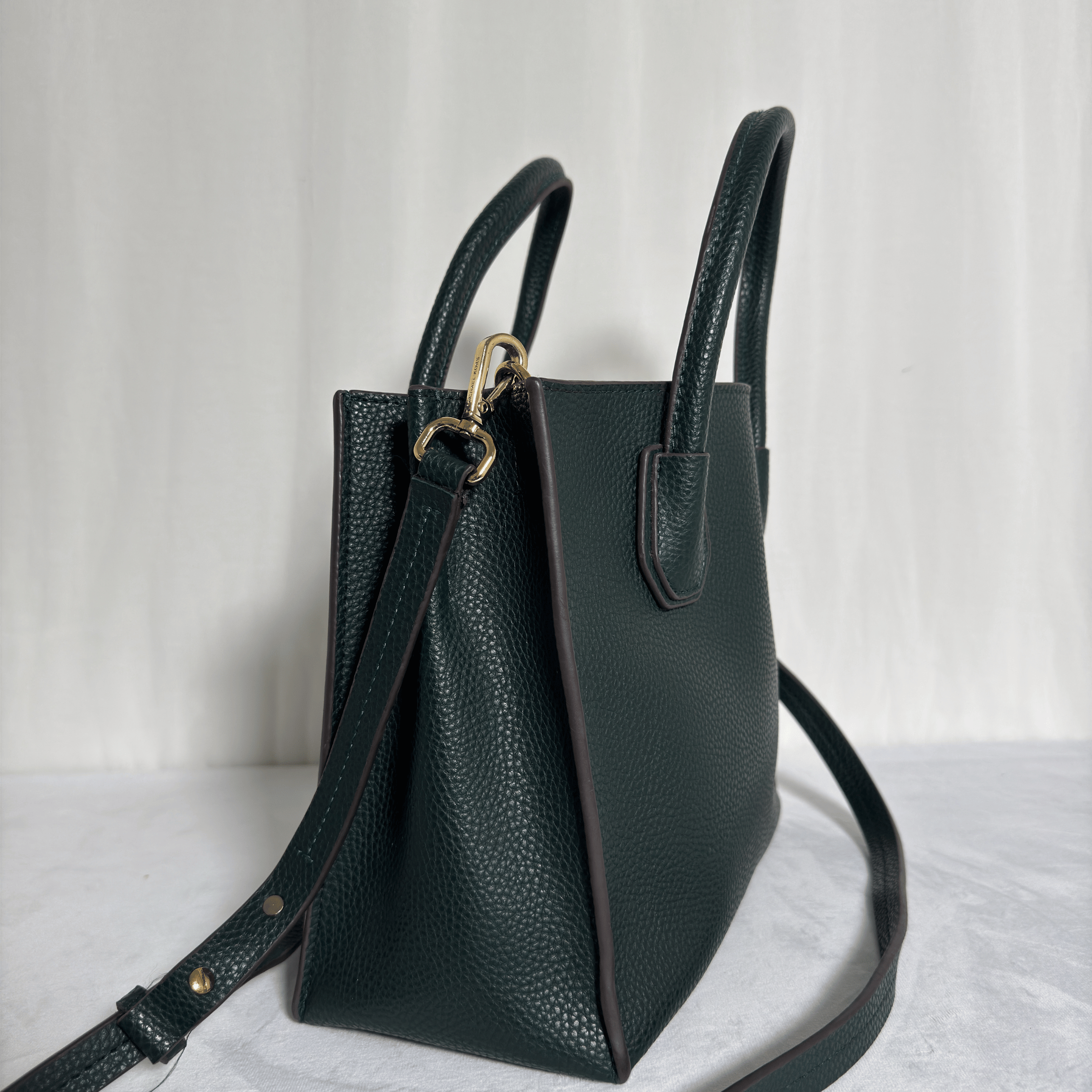 MICHAEL KORS -SAC MERCER - CUIR GRAINÉ VERT SAPIN