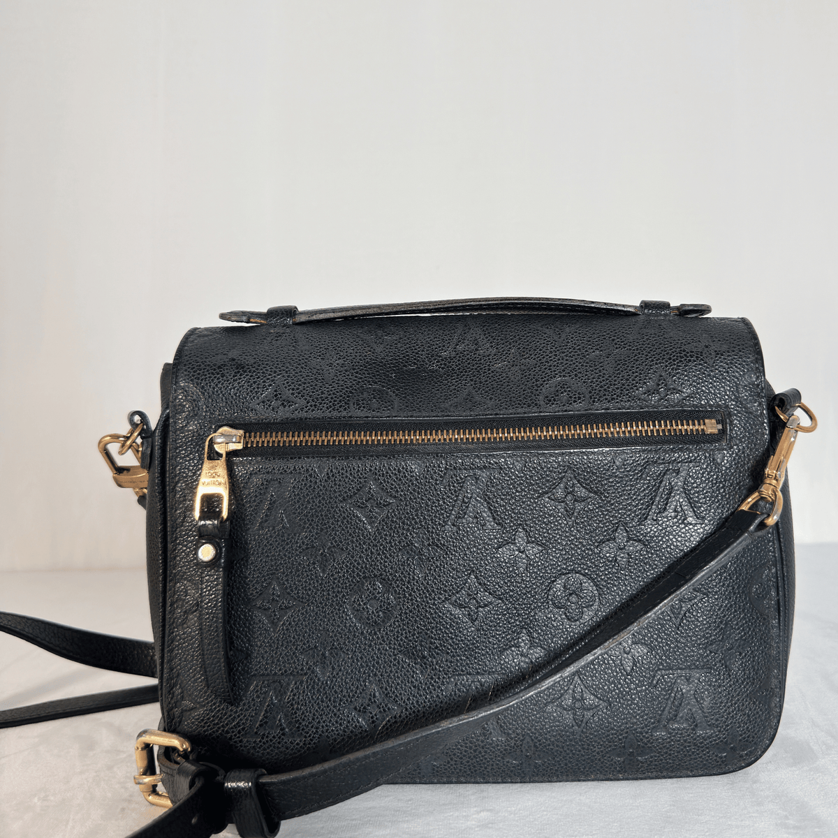 LOUIS VUITTON - POCHETTE  METIS - CUIR MONOGRAM EMPREINTE NOIR