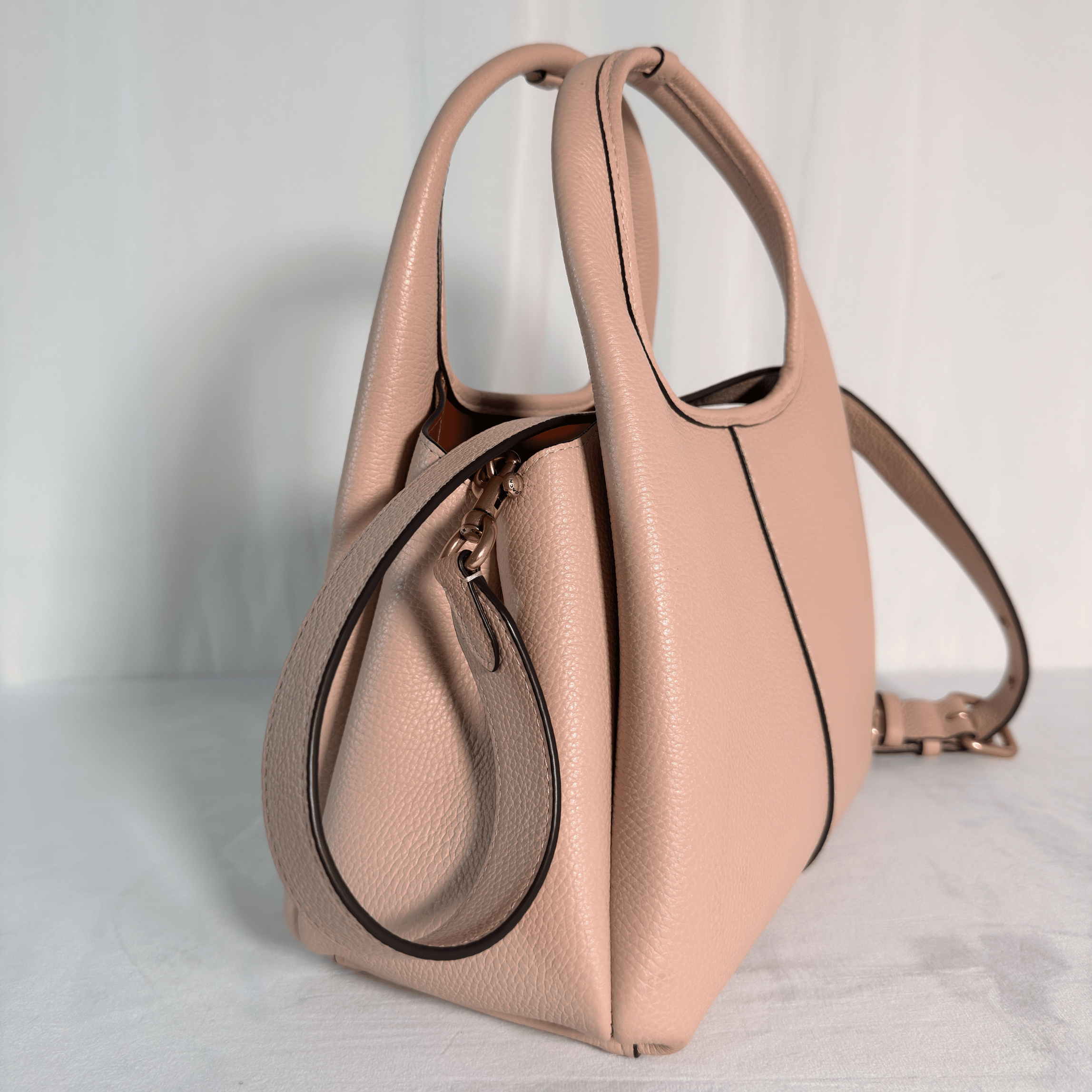 COACH - SAC LANA 19 - CUIR GRAINE ROSE POUDRE