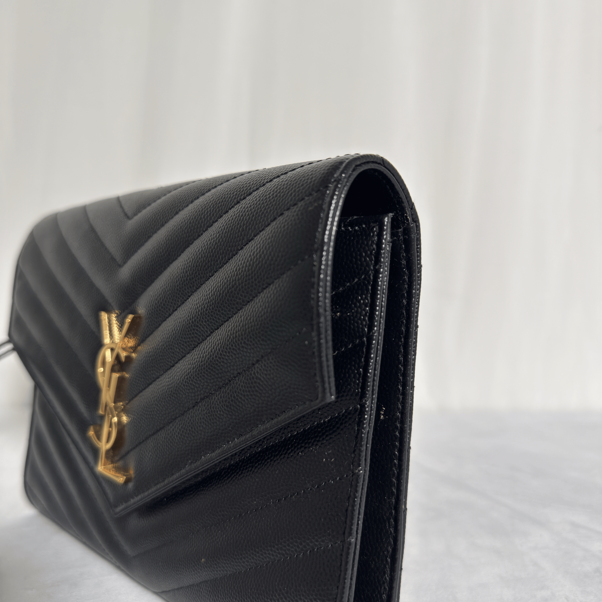 SAINT LAURENT - POCHETTE CASSANDRE MATELASSÉ - CUIR GRAIN DE POUDRE NOIR