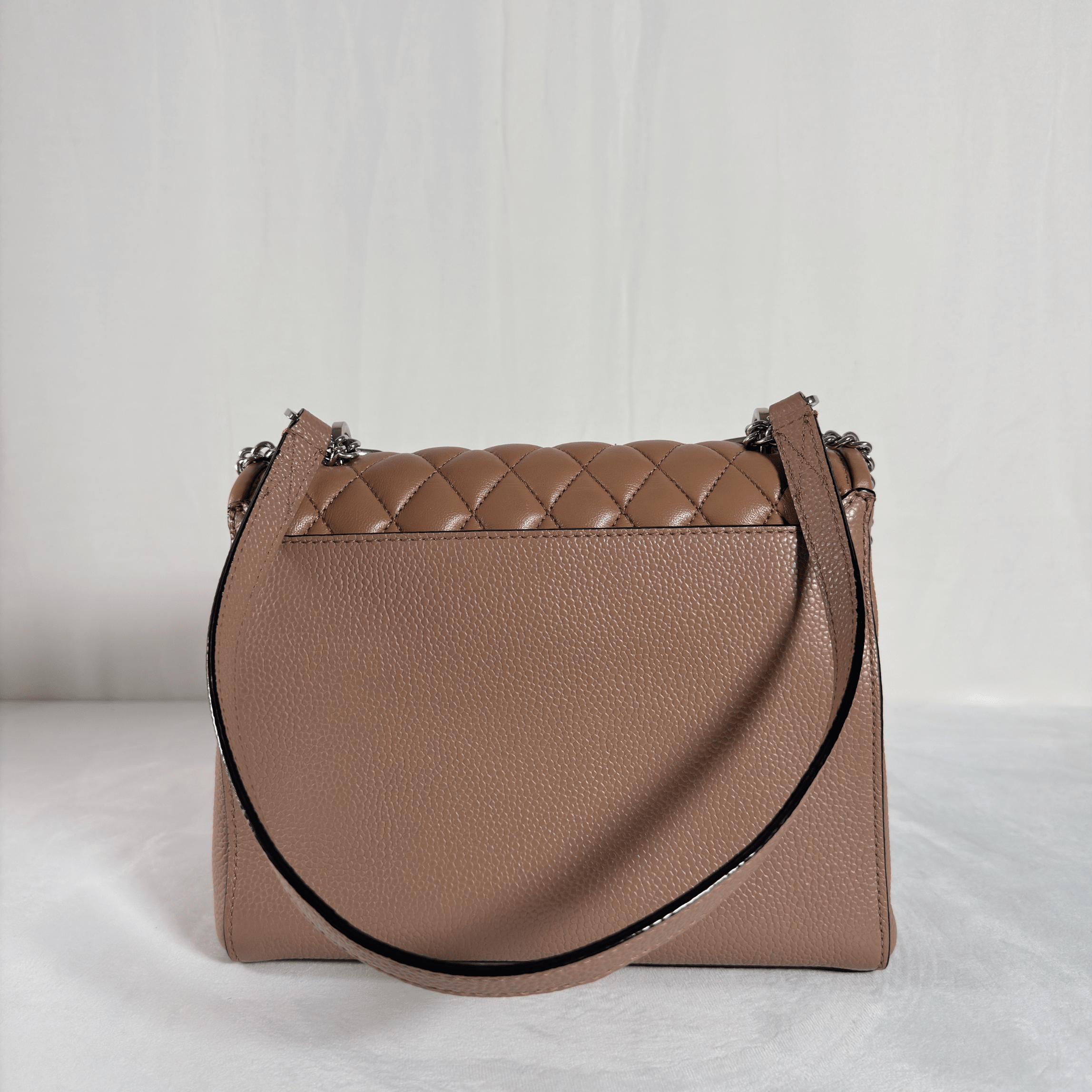 SAC BANDOULIERE LANCEL NINON S - FLAP BAG MATELASSE CAMEL - La Belle Boutique