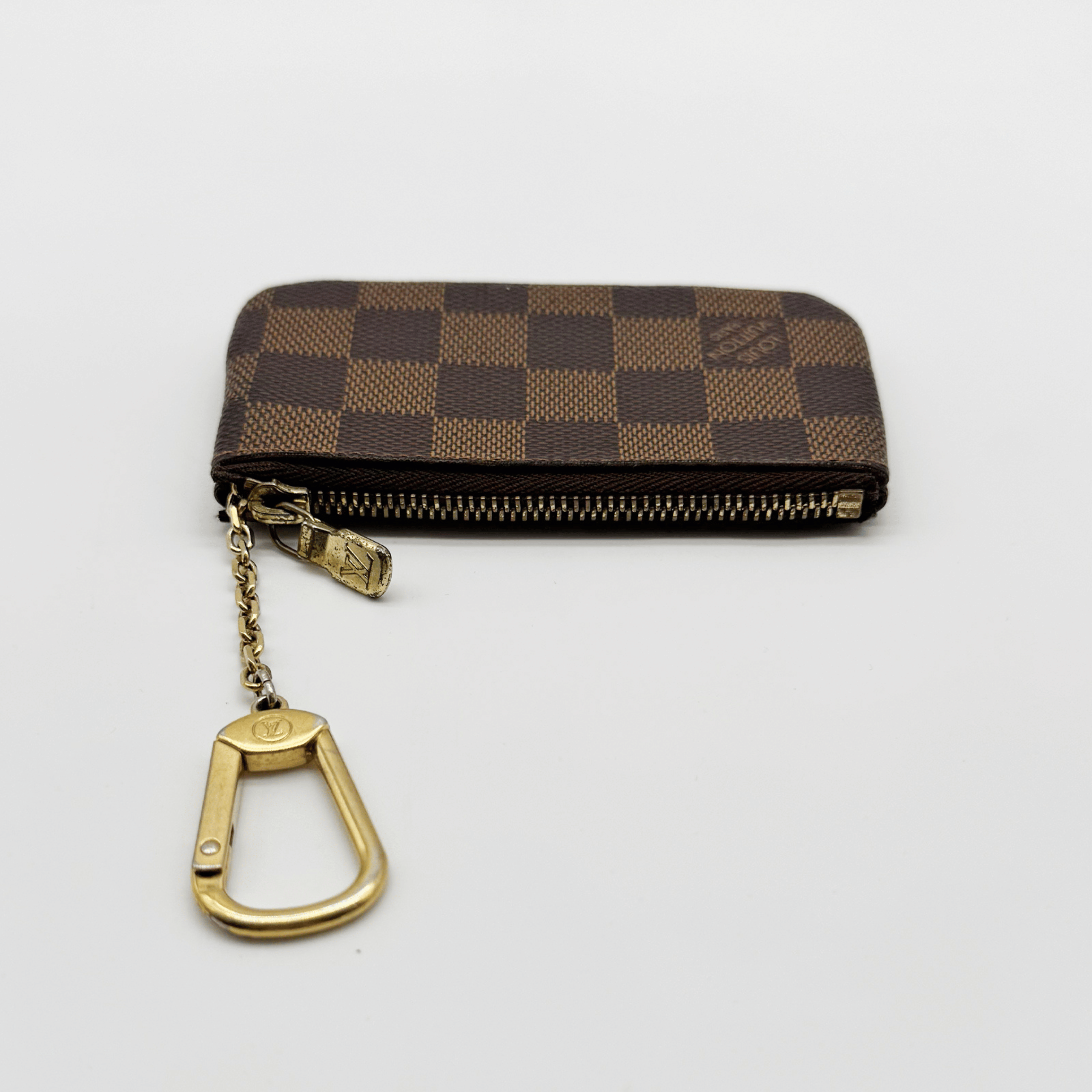 Louis Vuitton Pochette Clés Damier Ébène très bon état authentifiée - La Belle Boutique