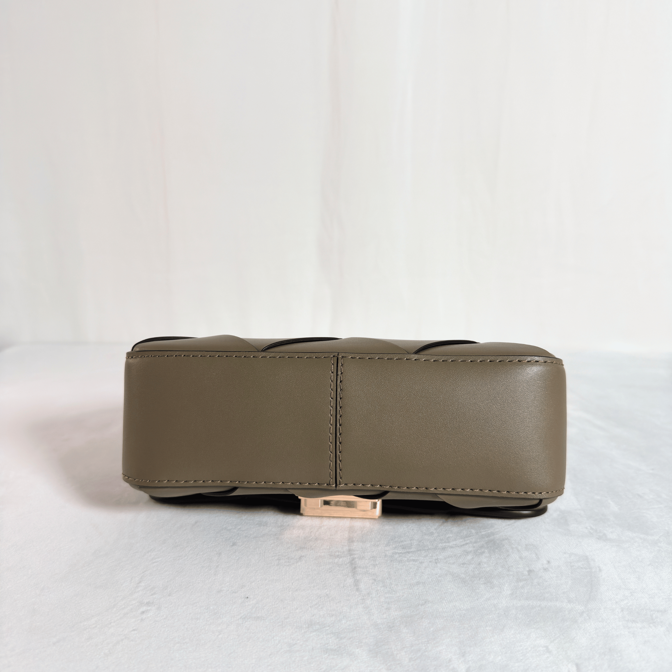 SAC PORTE EPAULE MICHAEL KORS TRIBECA - CUIR TRESSE VERT KAKI