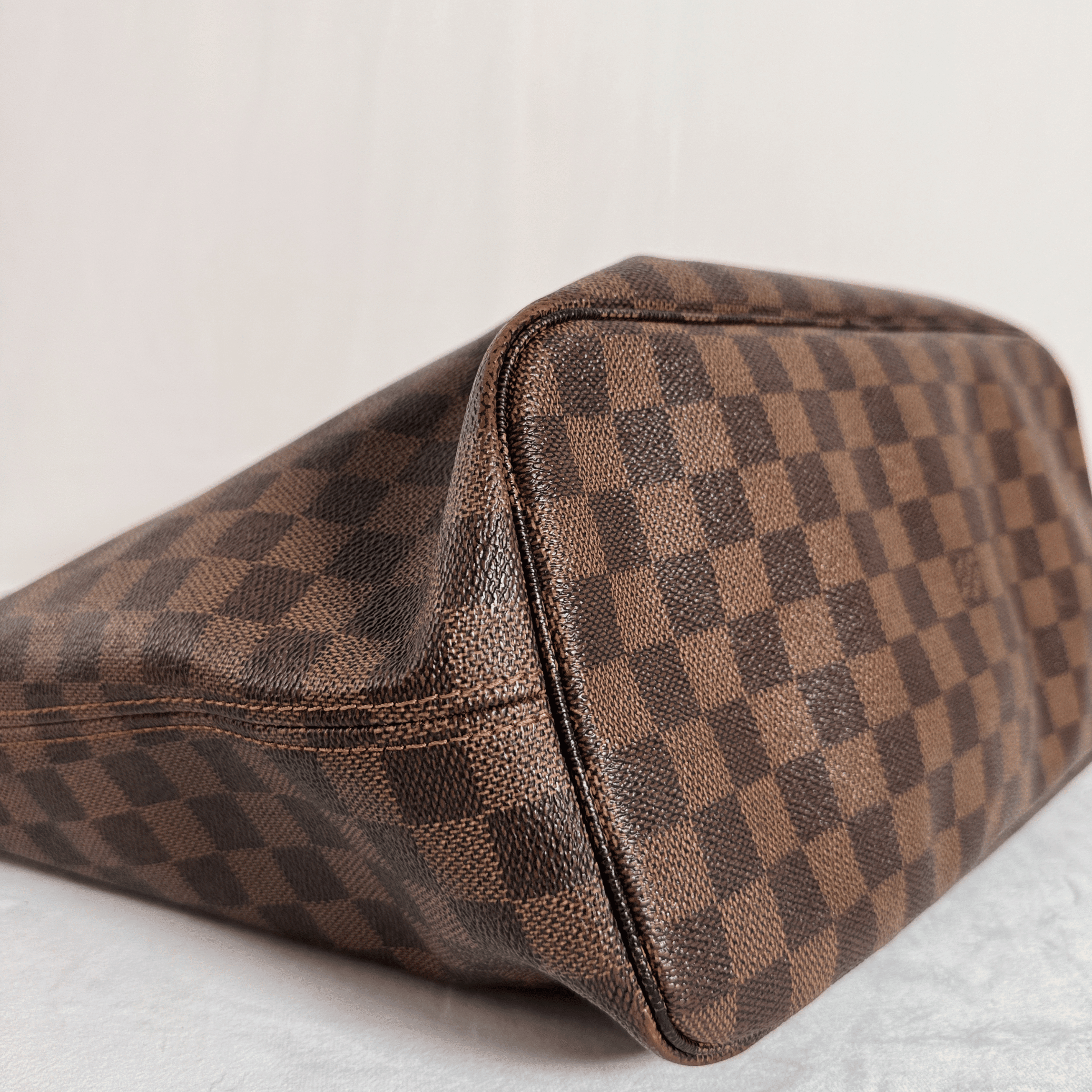 SAC LOUIS VUITTON NEVERFULL MM - TOILE DAMIER EBENE - La Belle Boutique