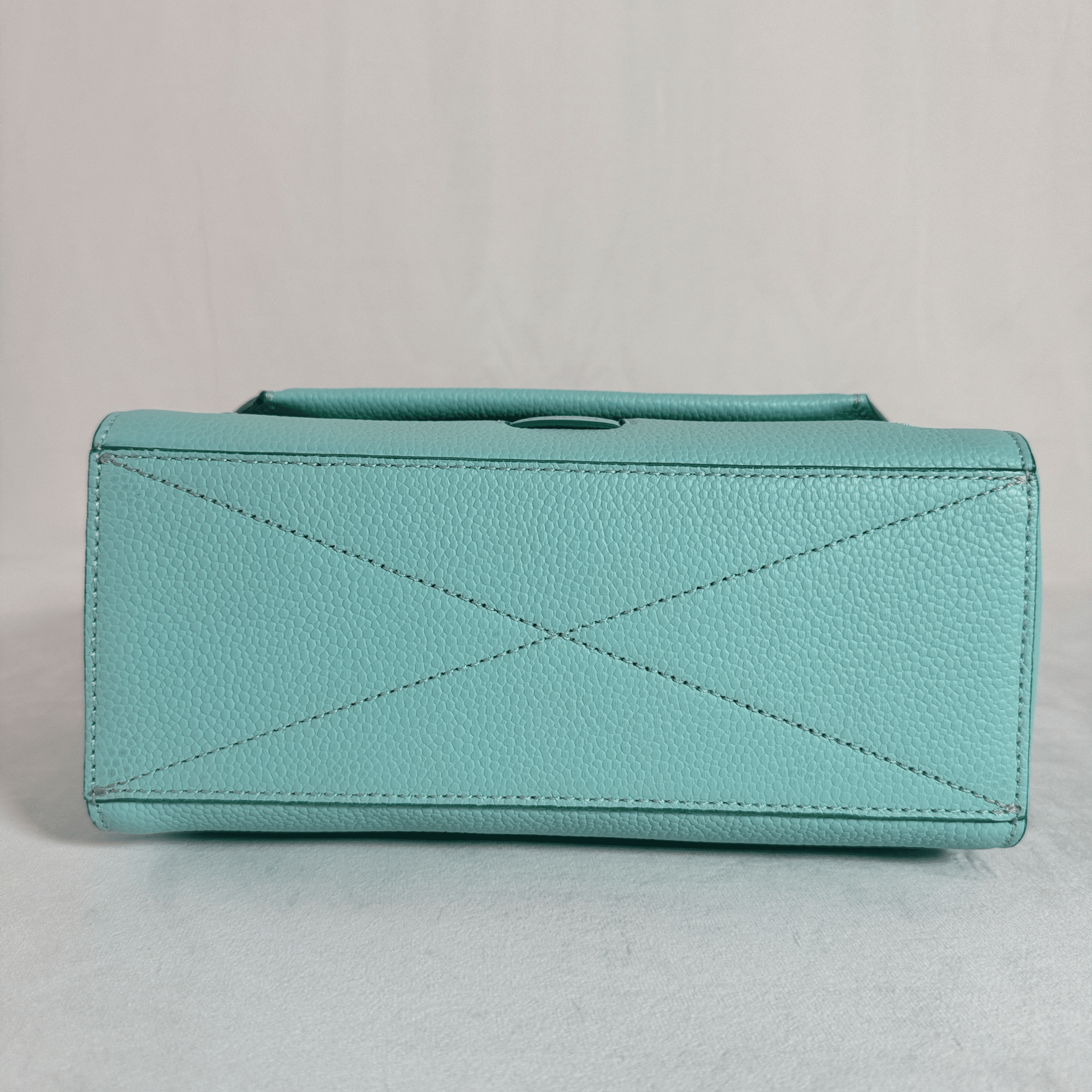 SAC LANCEL NINON M - CUIR GRAINE TURQUOISE - La Belle Boutique