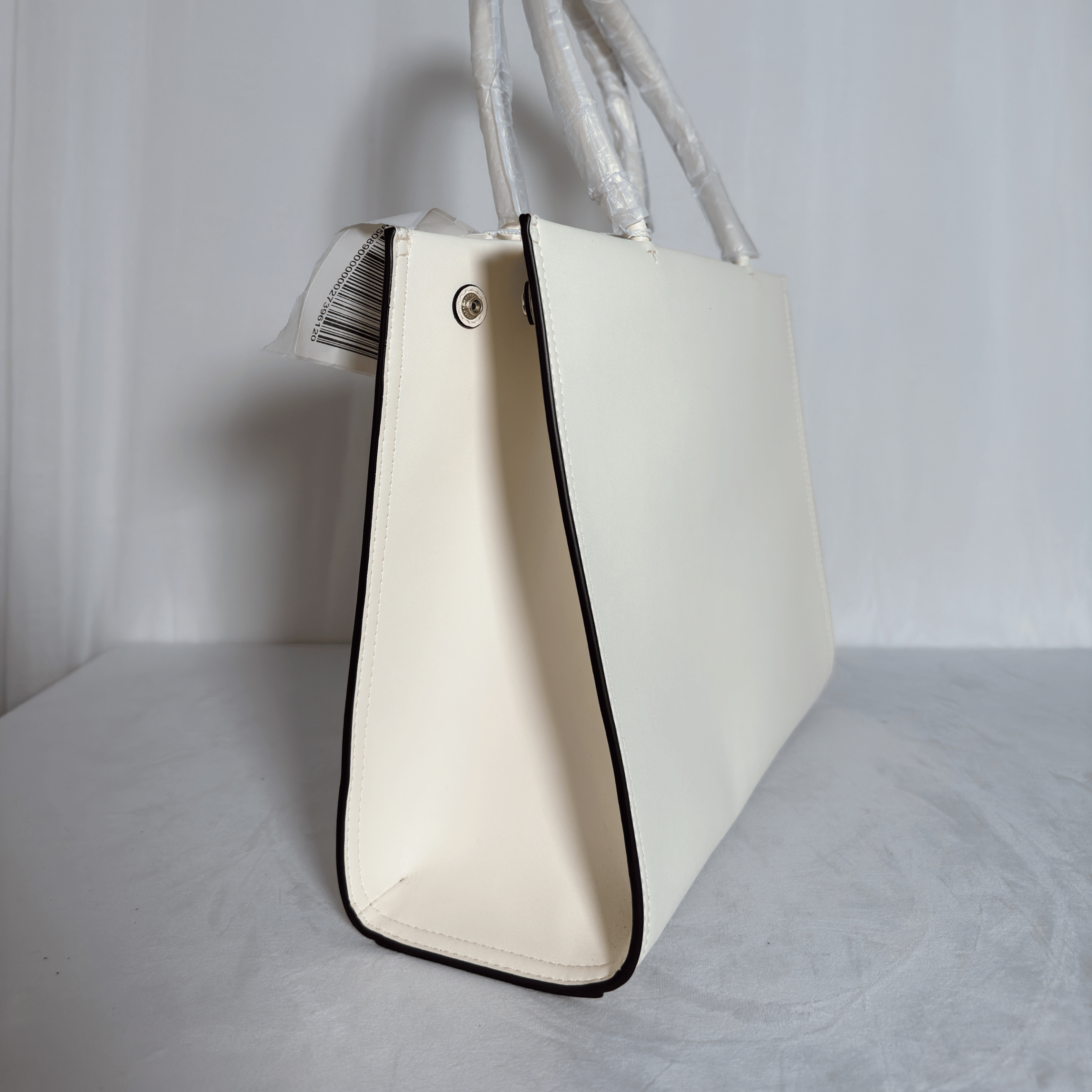 TORY BURCH - SAC TOTE ELLA BIO - CUIR VEGAN IVOIRE / LOGO ROND RELIEF