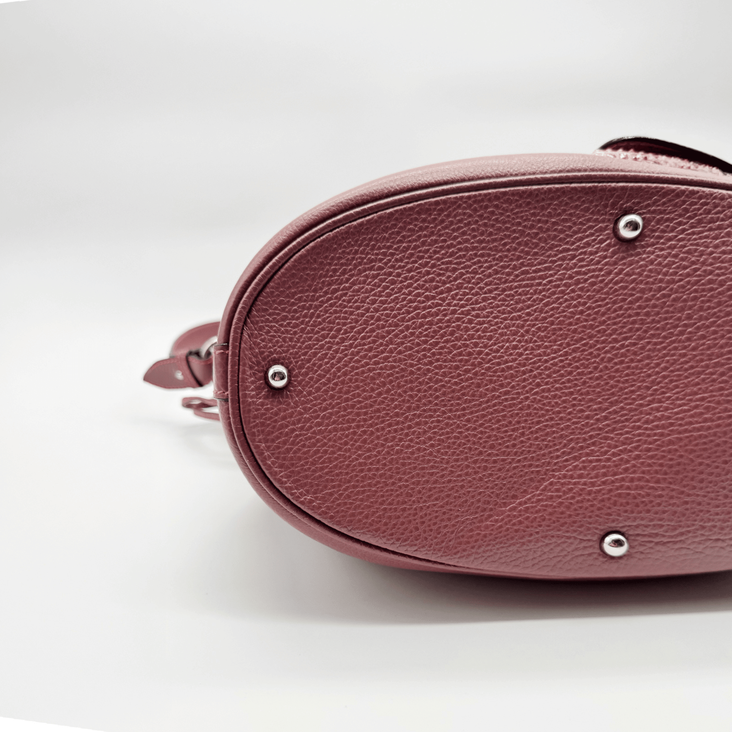 SAC SEAU LANCEL PREMIER FLIRT TAILLE M EN CUIR GRAINÉ ROSE - La Belle Boutique