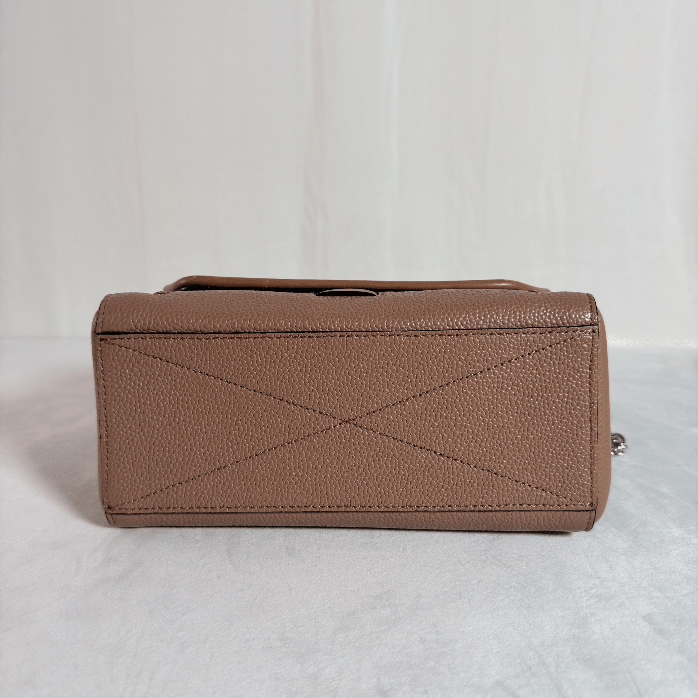 SAC BANDOULIERE LANCEL NINON S - FLAP BAG MATELASSE CAMEL - La Belle Boutique
