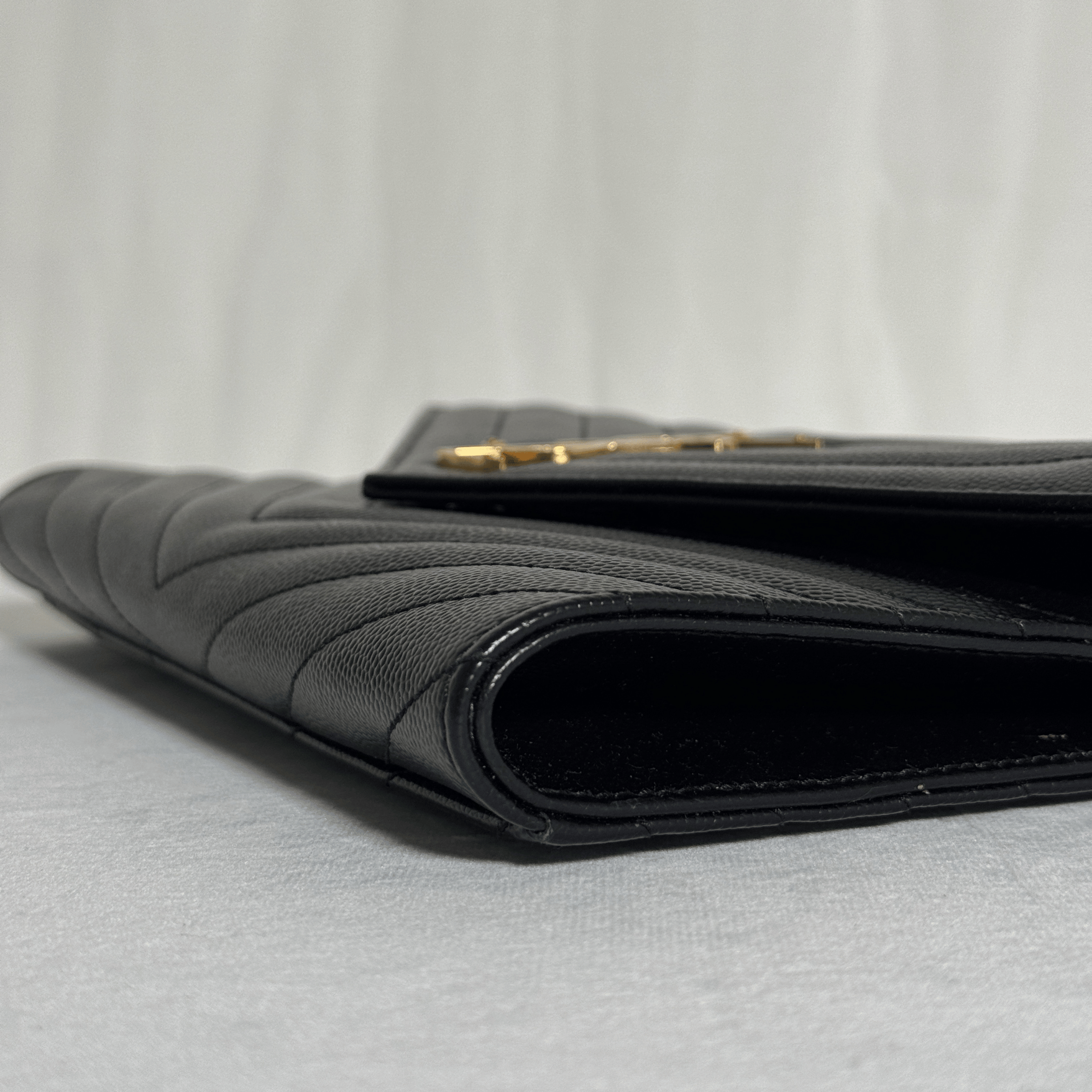 SAINT LAURENT - POCHETTE CASSANDRE MATELASSÉ - CUIR GRAIN DE POUDRE NOIR