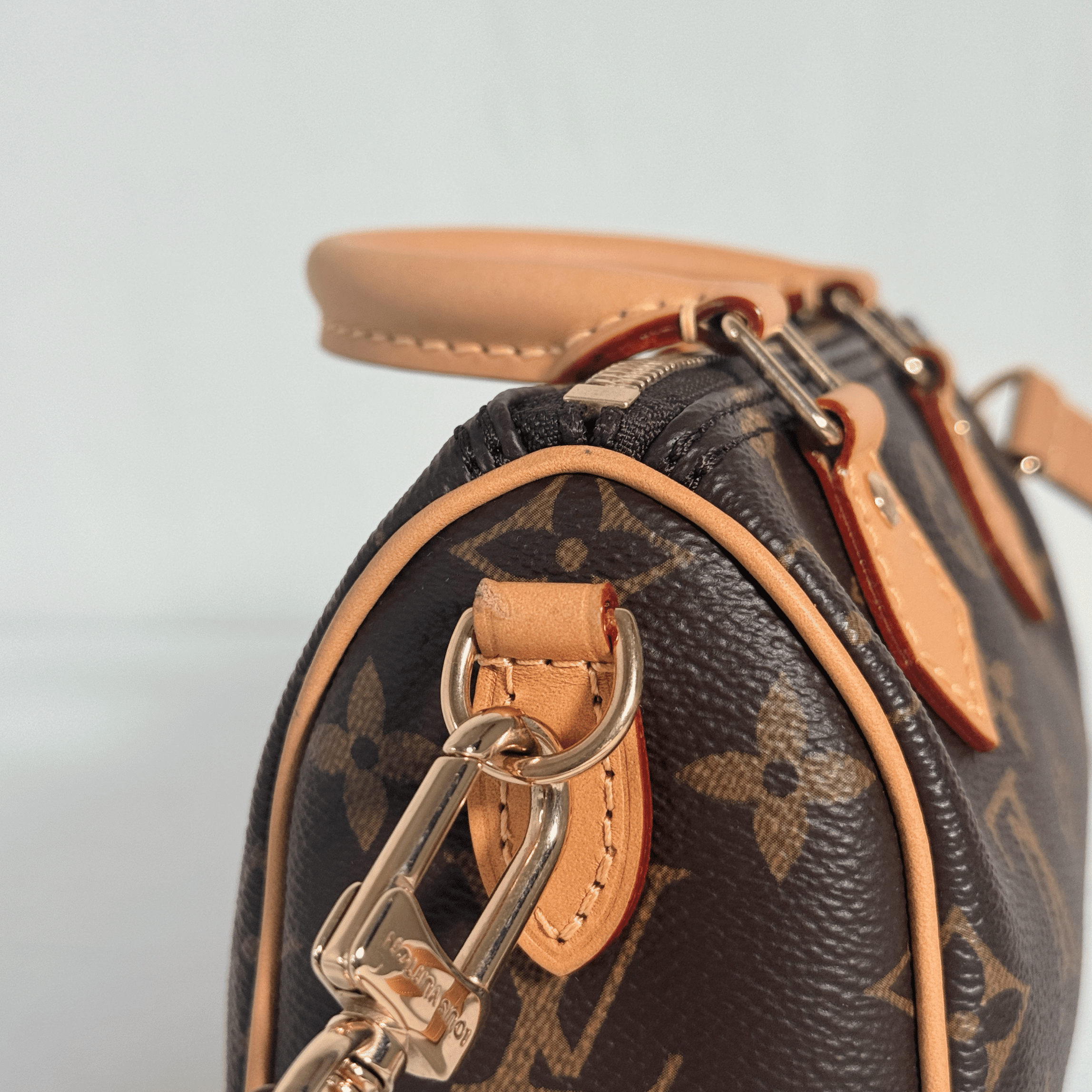 SAC LOUIS VUITTON NANO SPEEDY - TOILE MONOGRAM - La Belle Boutique