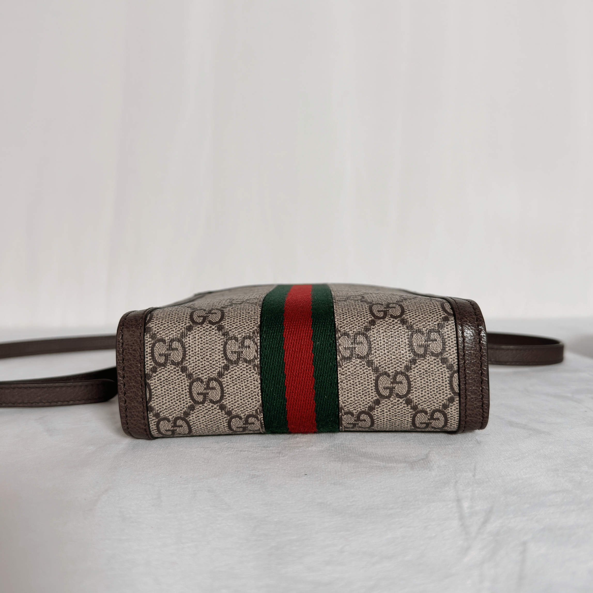 GUCCI - MINI TOTE OPHIDIA GG SUPREME - TOILE MONOGRAMME BEIGE / BANDOULIÈRE