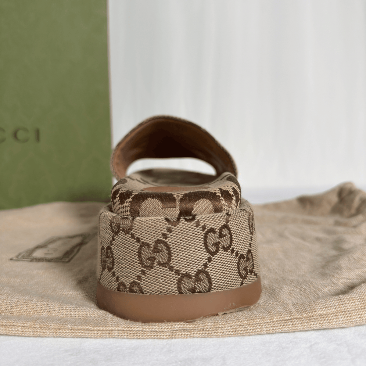SANDALES À PLATEFORME GUCCI JUMBO GG - TOILE BEIGE/MARRON - TAILLE 39,5