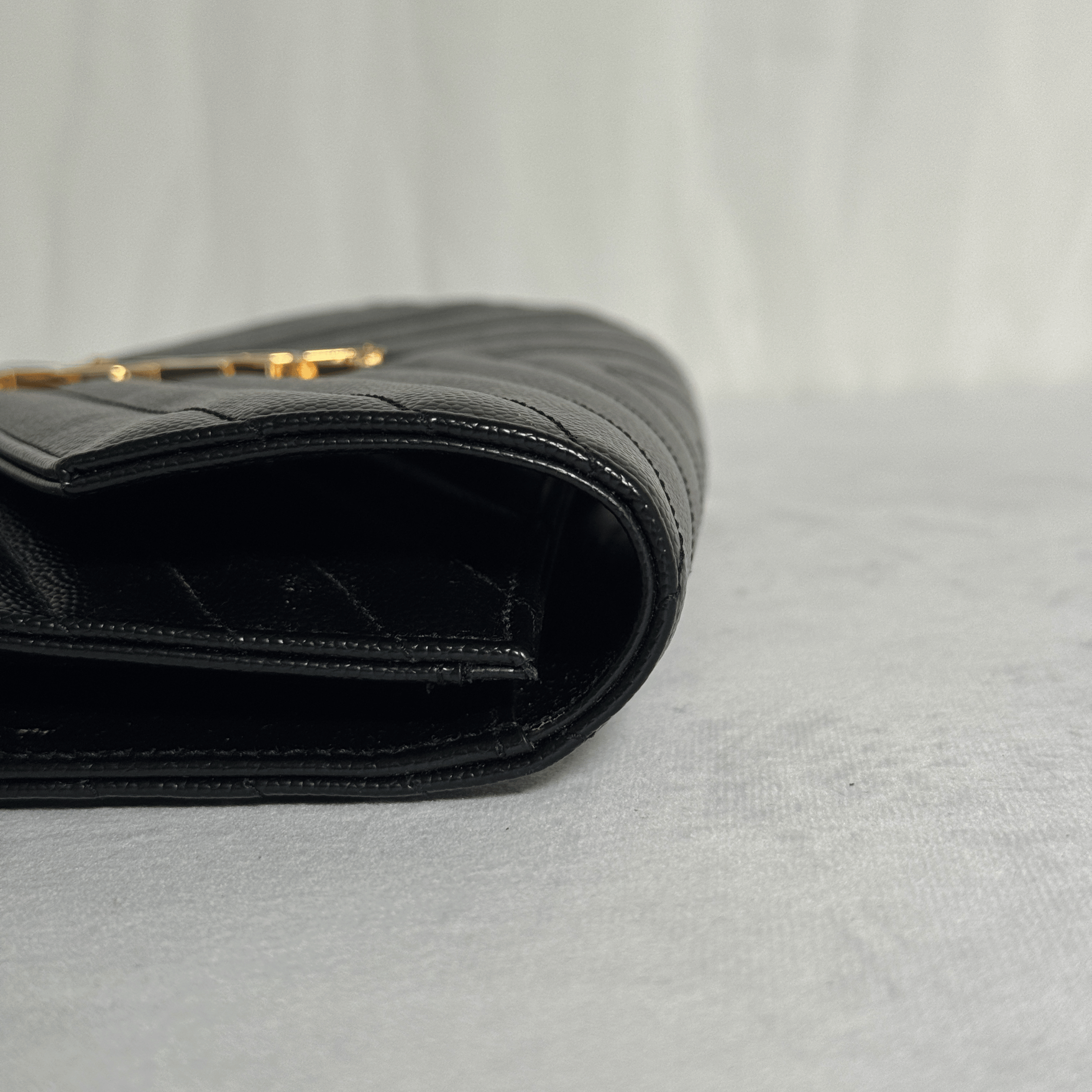 SAINT LAURENT - POCHETTE CASSANDRE MATELASSÉ - CUIR GRAIN DE POUDRE NOIR
