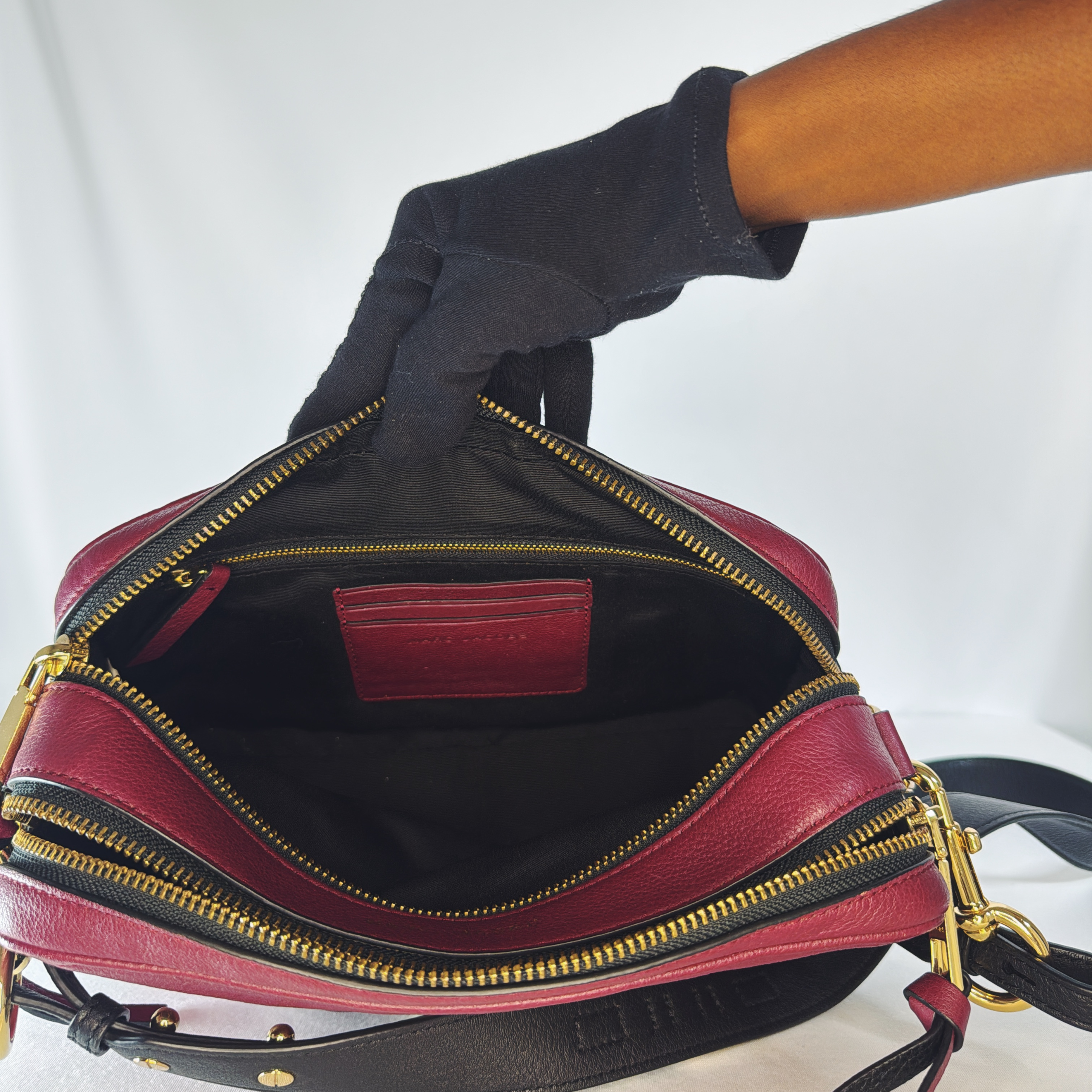 Marc Jacobs The Softshot 27 Crossbody Bag bordeaux