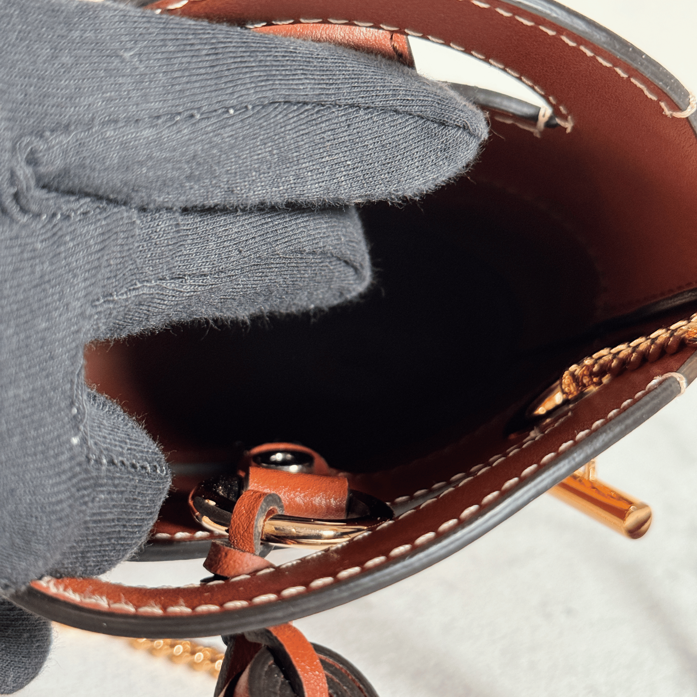 CHLOE - ICONS BUCKET BAG MINI - CUIR MARRON
