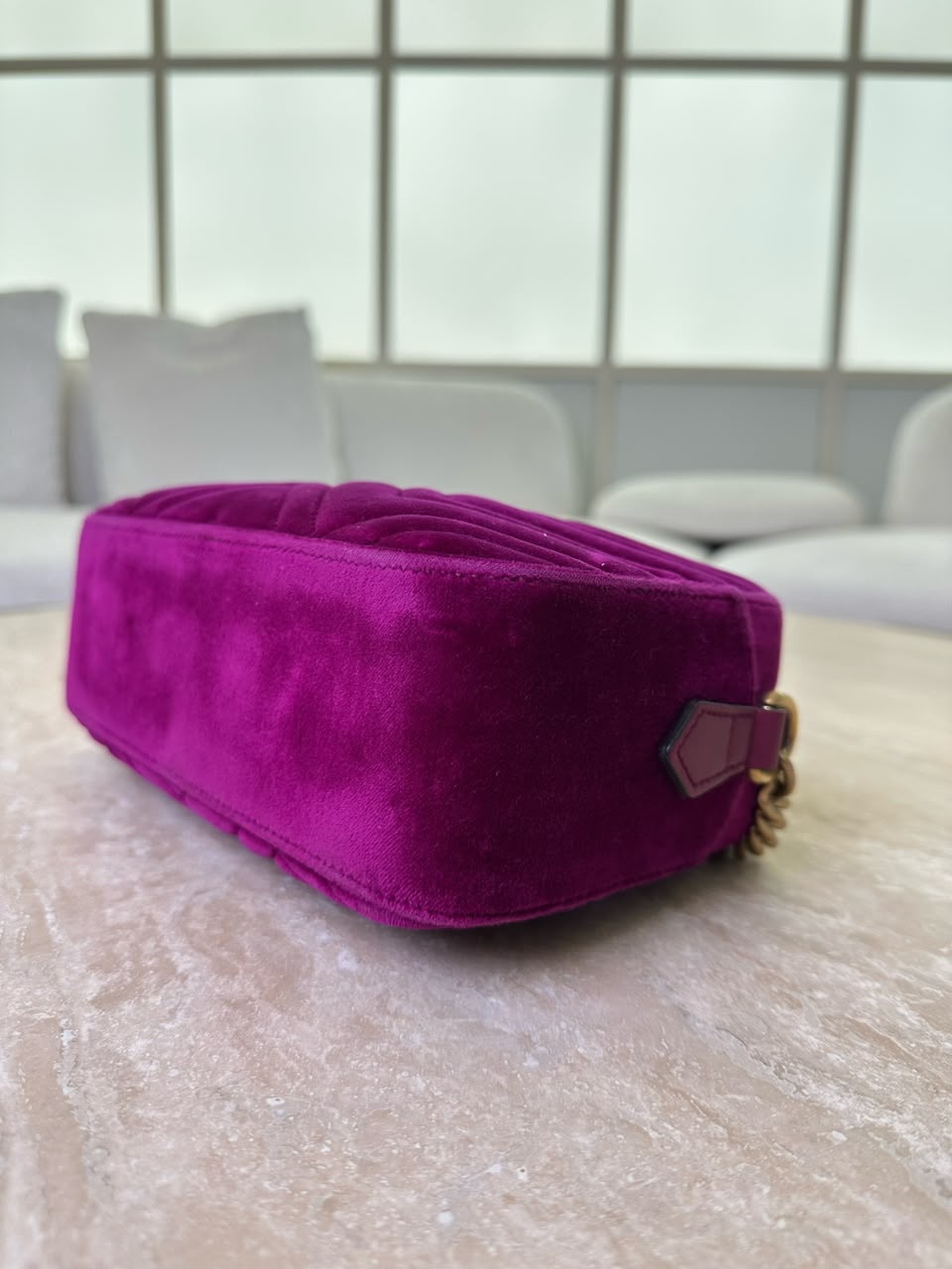 GUCCI - GG MARMONT VELOURS FUCHSIA/MAGENTA