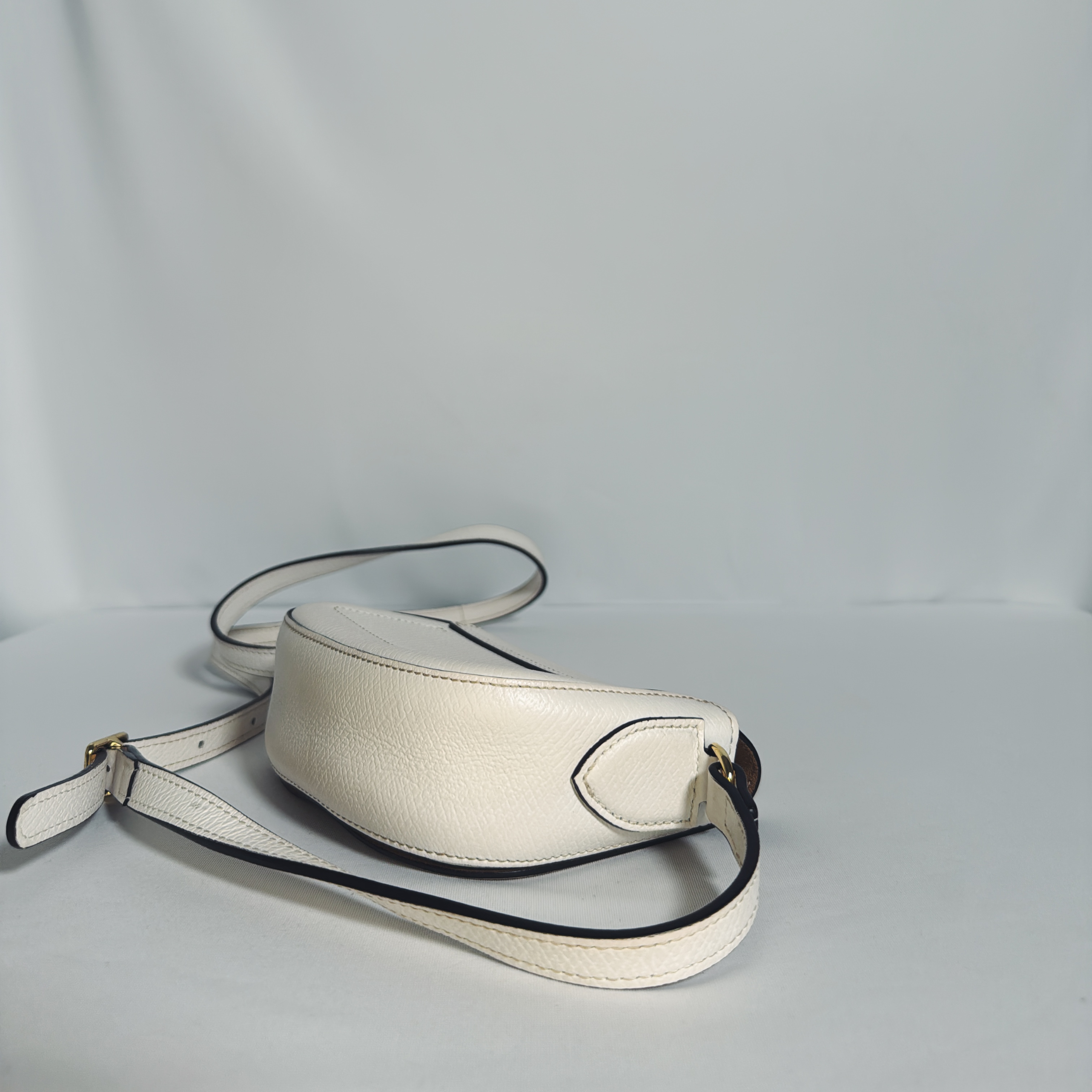 Sac bandoulière Longchamp en cuir grainé ivoire