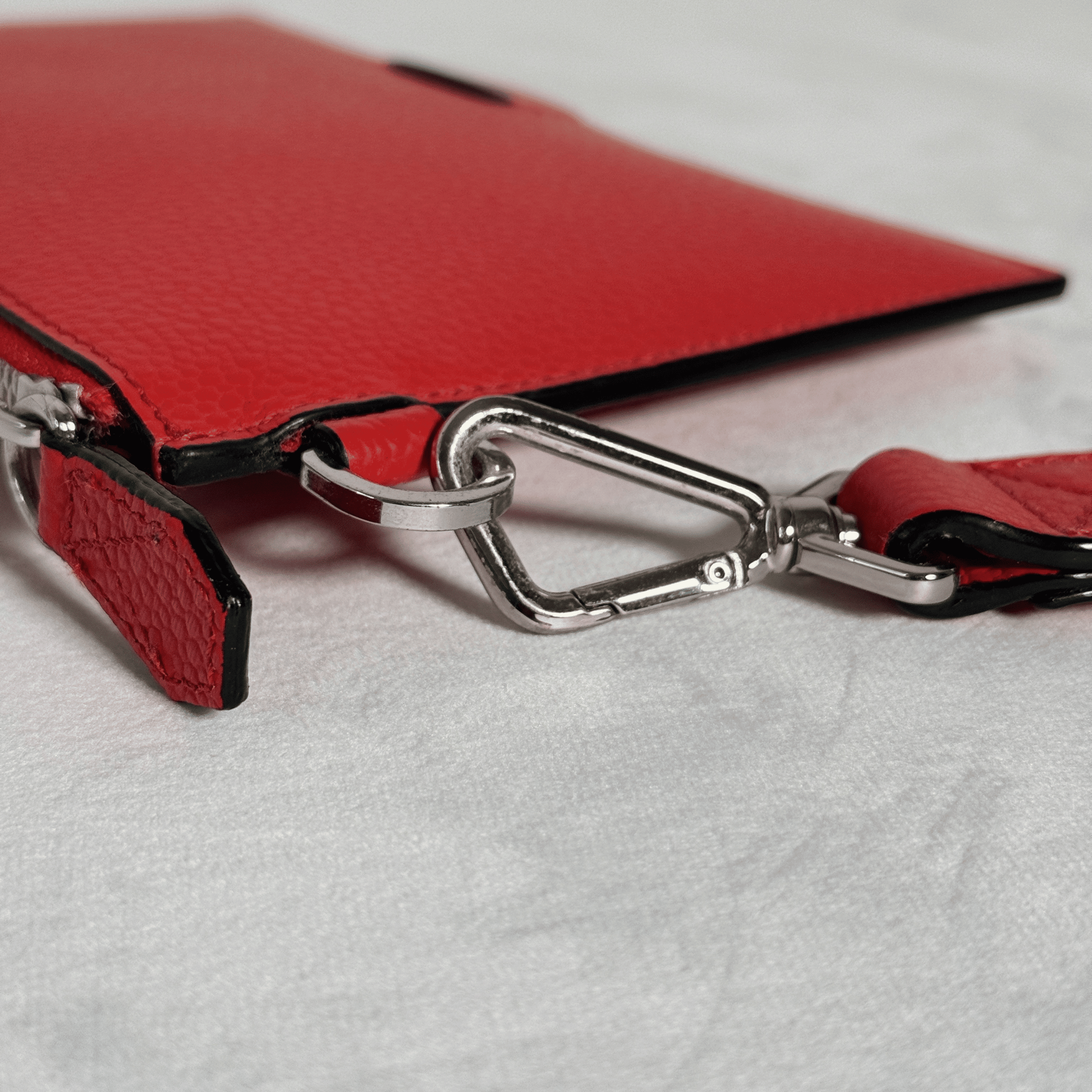 POCHETTE ZIPPEE S AVEC DRAGONNE LANCEL - La Belle Boutique