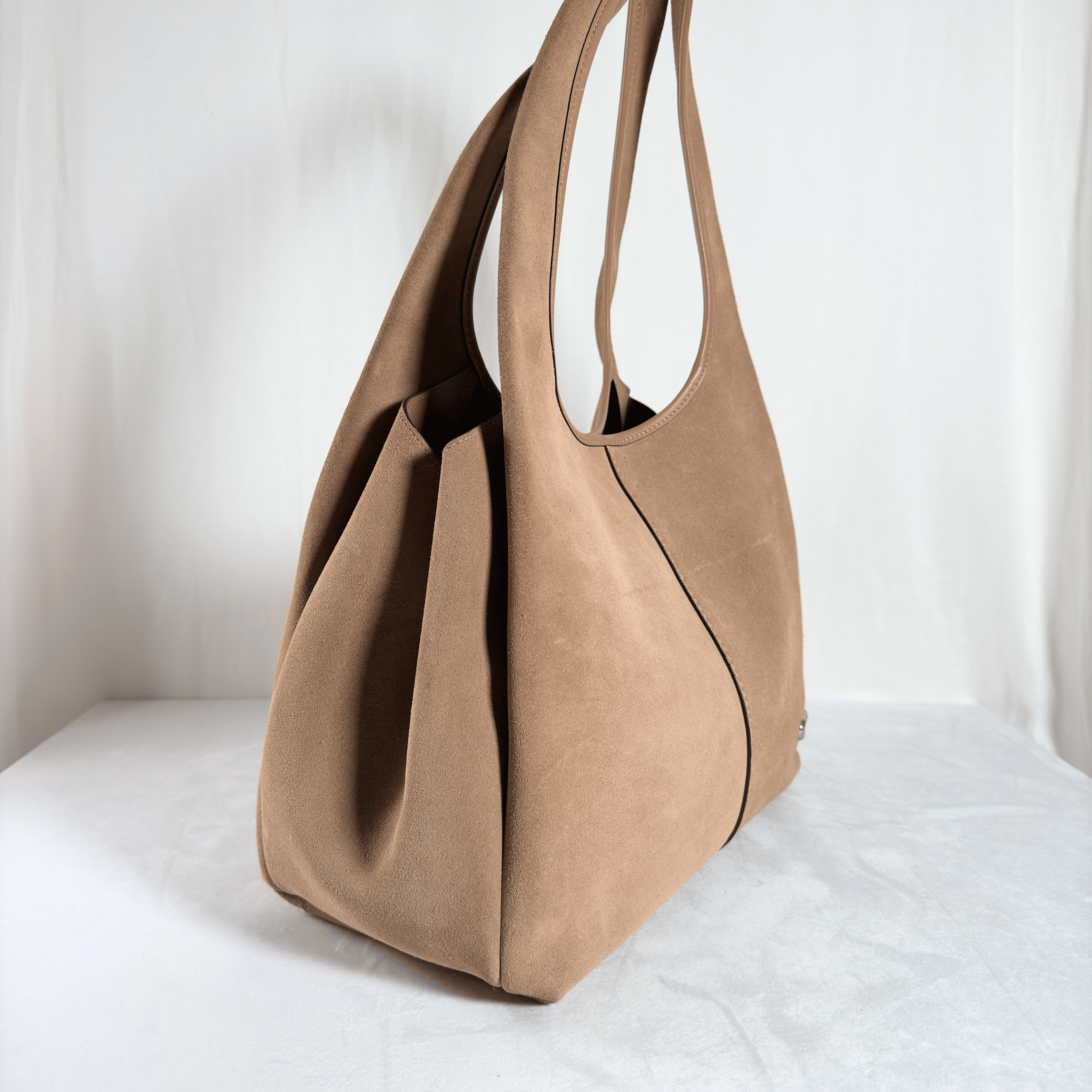SAC EPAULE COACH LANA - DAIM SABLE