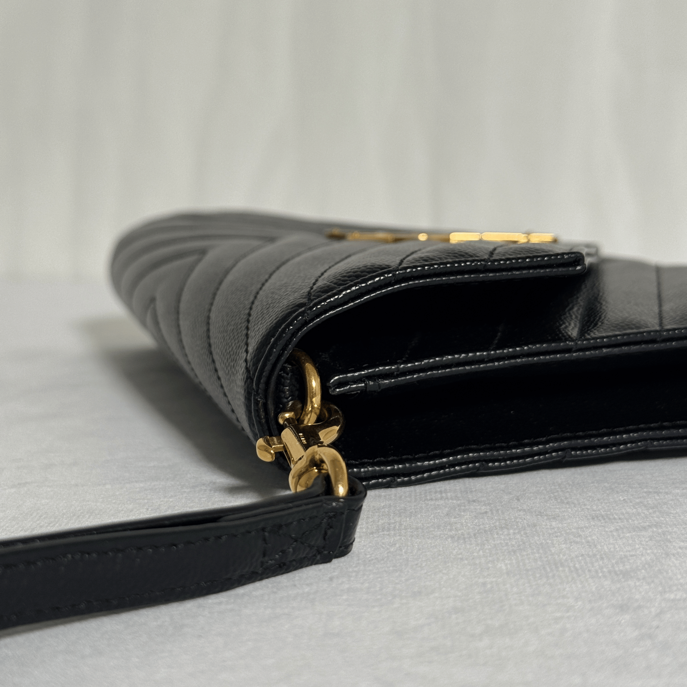SAINT LAURENT - POCHETTE CASSANDRE MATELASSÉ - CUIR GRAIN DE POUDRE NOIR