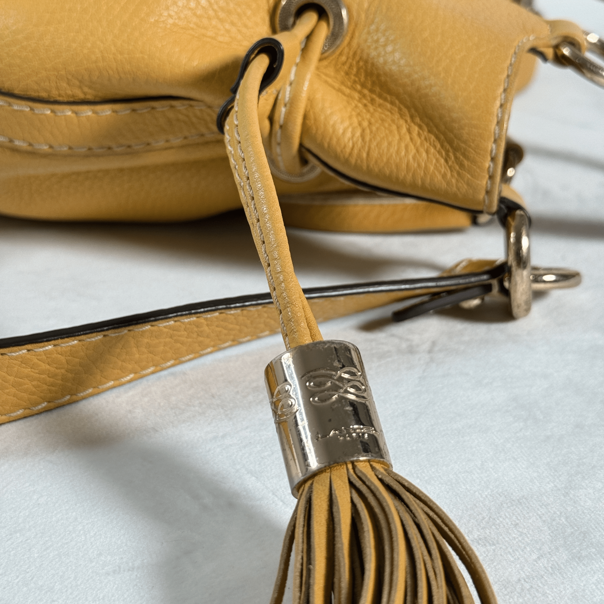 SAC SEAU LANCEL PREMIER FLIRT S - CUIR GRAINE MOUTARDE - La Belle Boutique